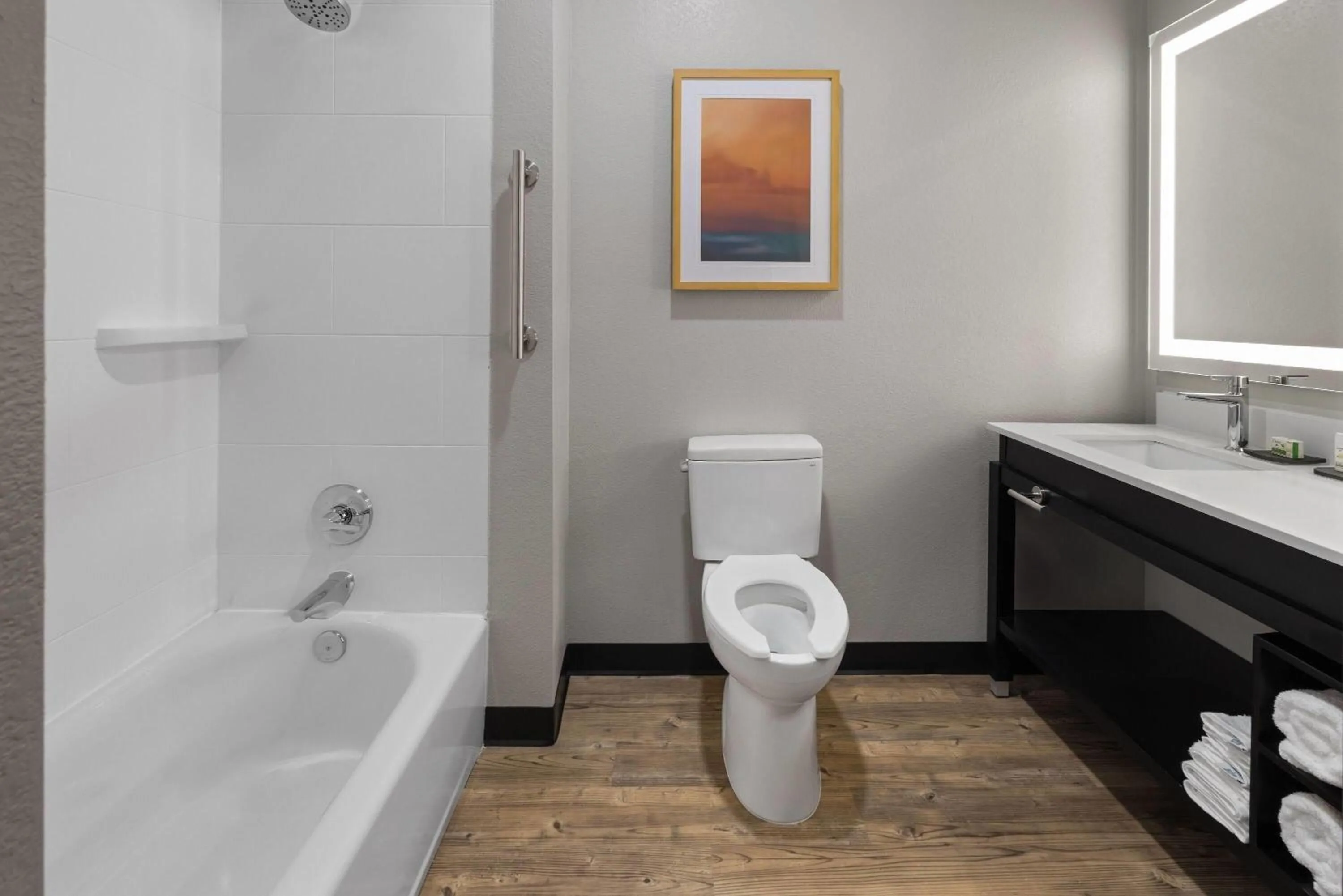 Standard Queen Room with Two Queen Beds - Non-Smoking in La Quinta Inn & Suites by Wyndham Phoenix West Glendale