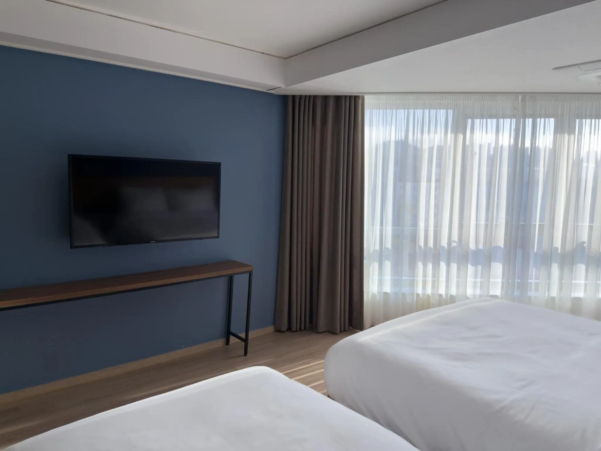 Deluxe Twin Room in Sokcho Marina Hotel