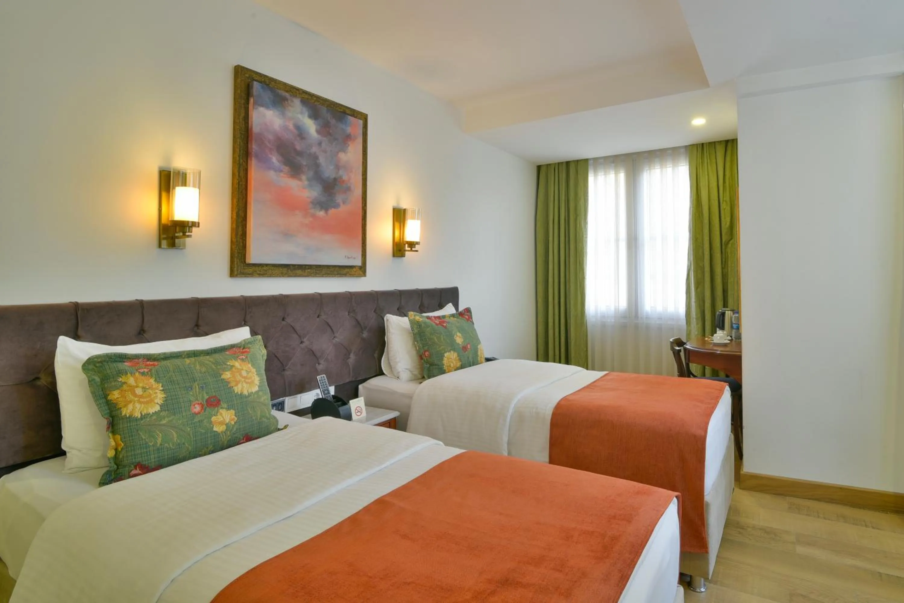 Twin Room - Non-Smoking in Istanbul Life Hotel