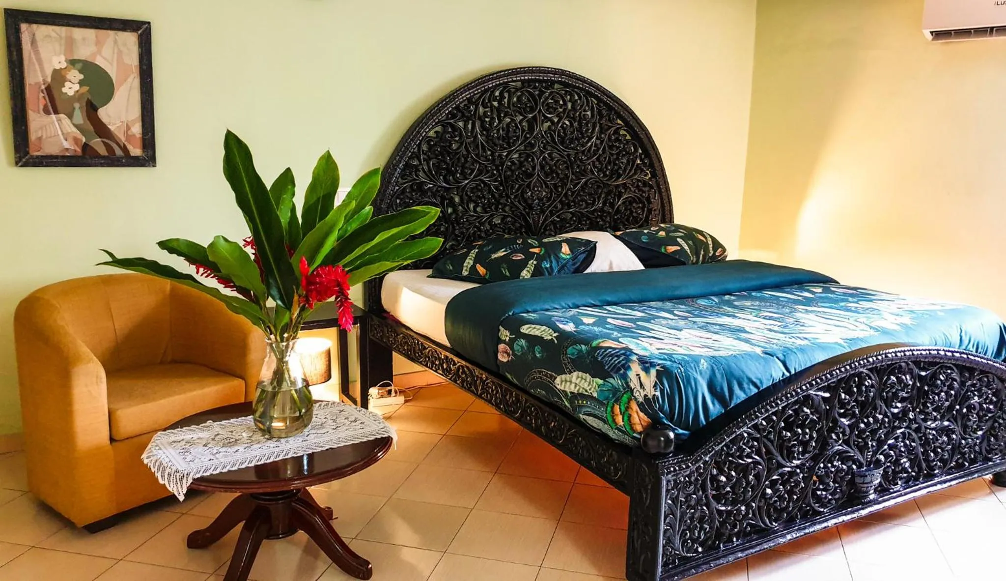 Junior Suite - single occupancy in Villa Oasis Abidjan