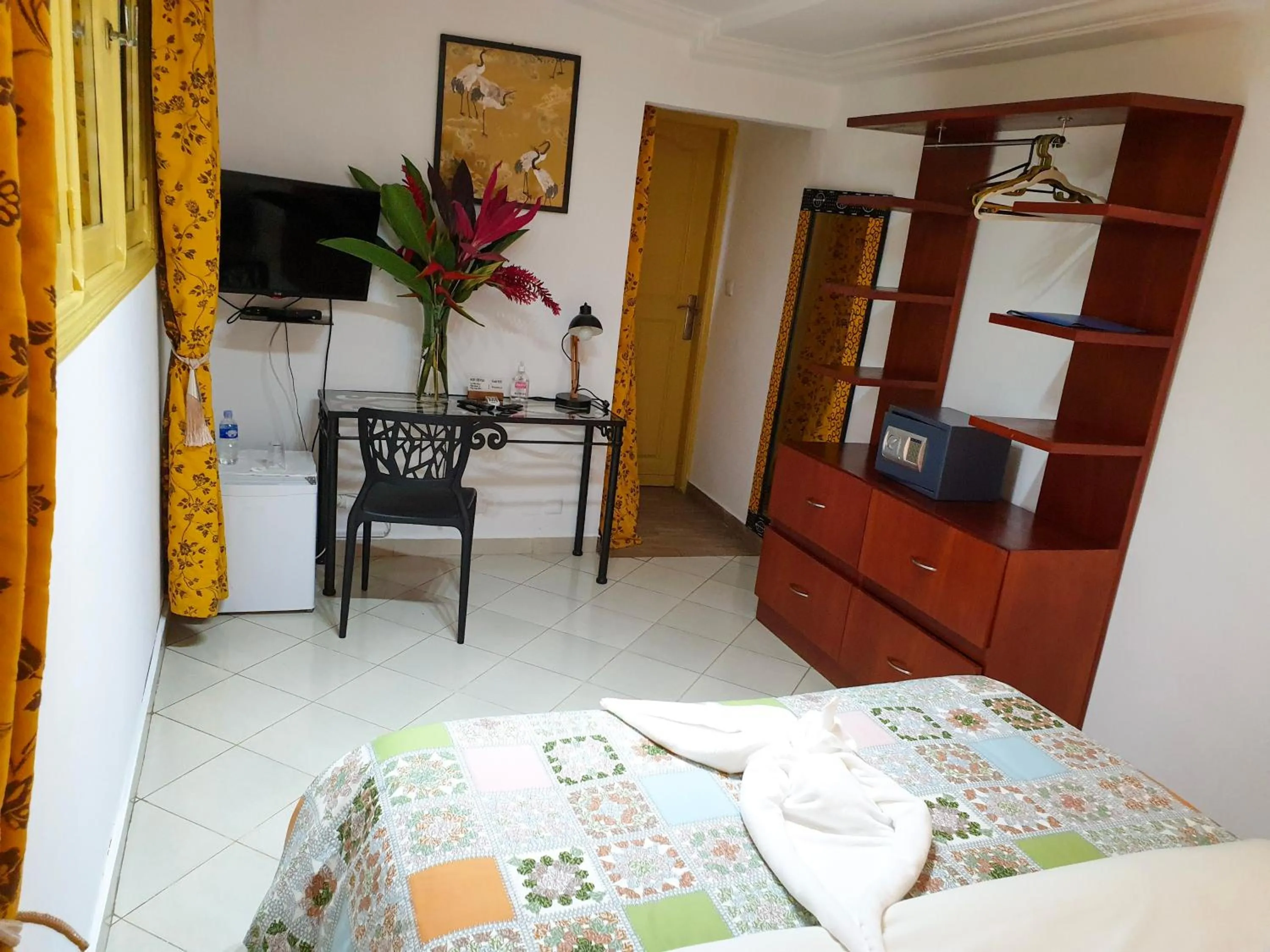 Double Room - single occupancy in Villa Oasis Abidjan