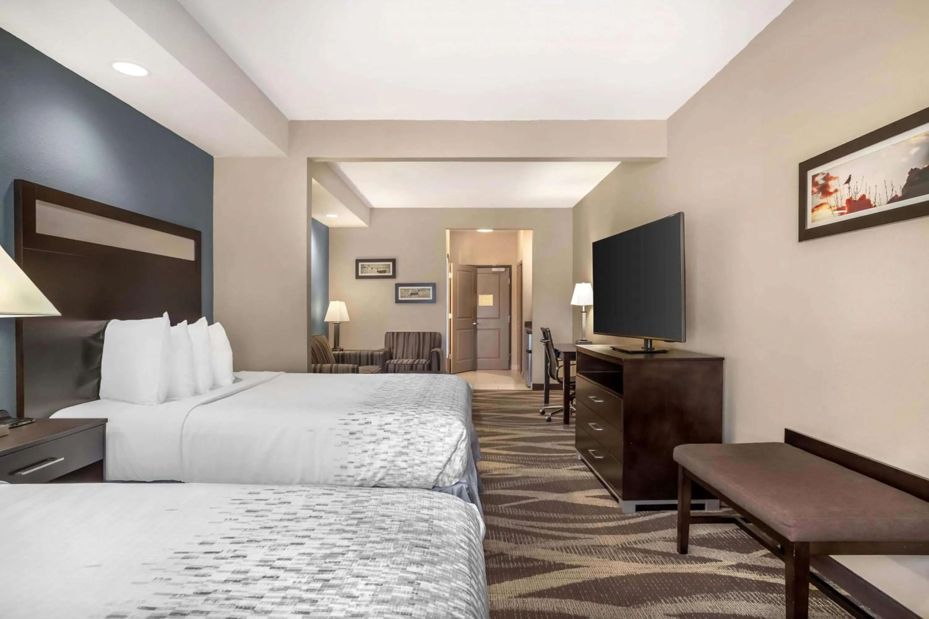 Queen Suite with Two Queen Beds and Sofa Bed - Non-Smoking in Best Western Plus Lake Jackson Inn & Suites