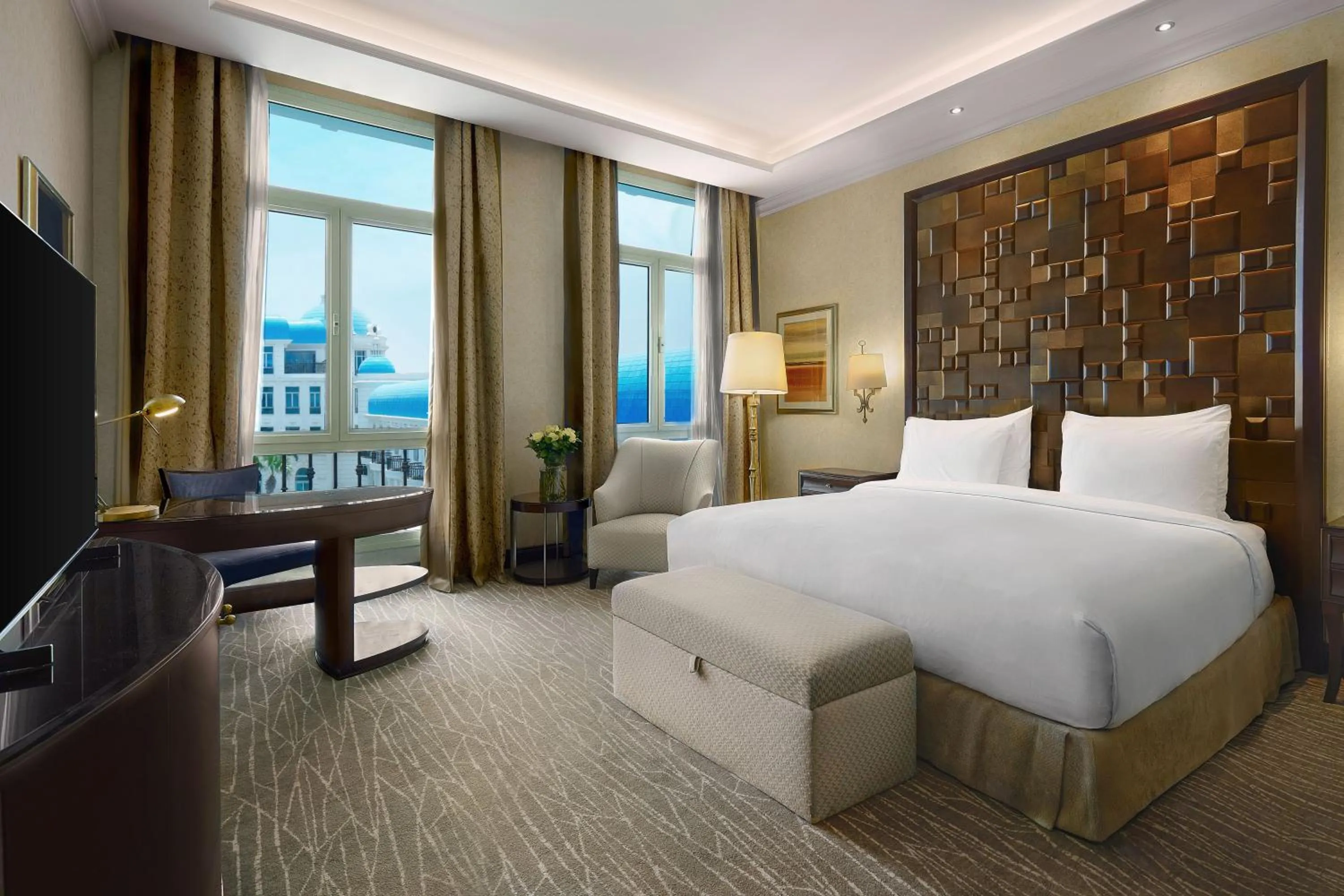 Deluxe Pool Room in Royal Maxim Palace Kempinski Cairo