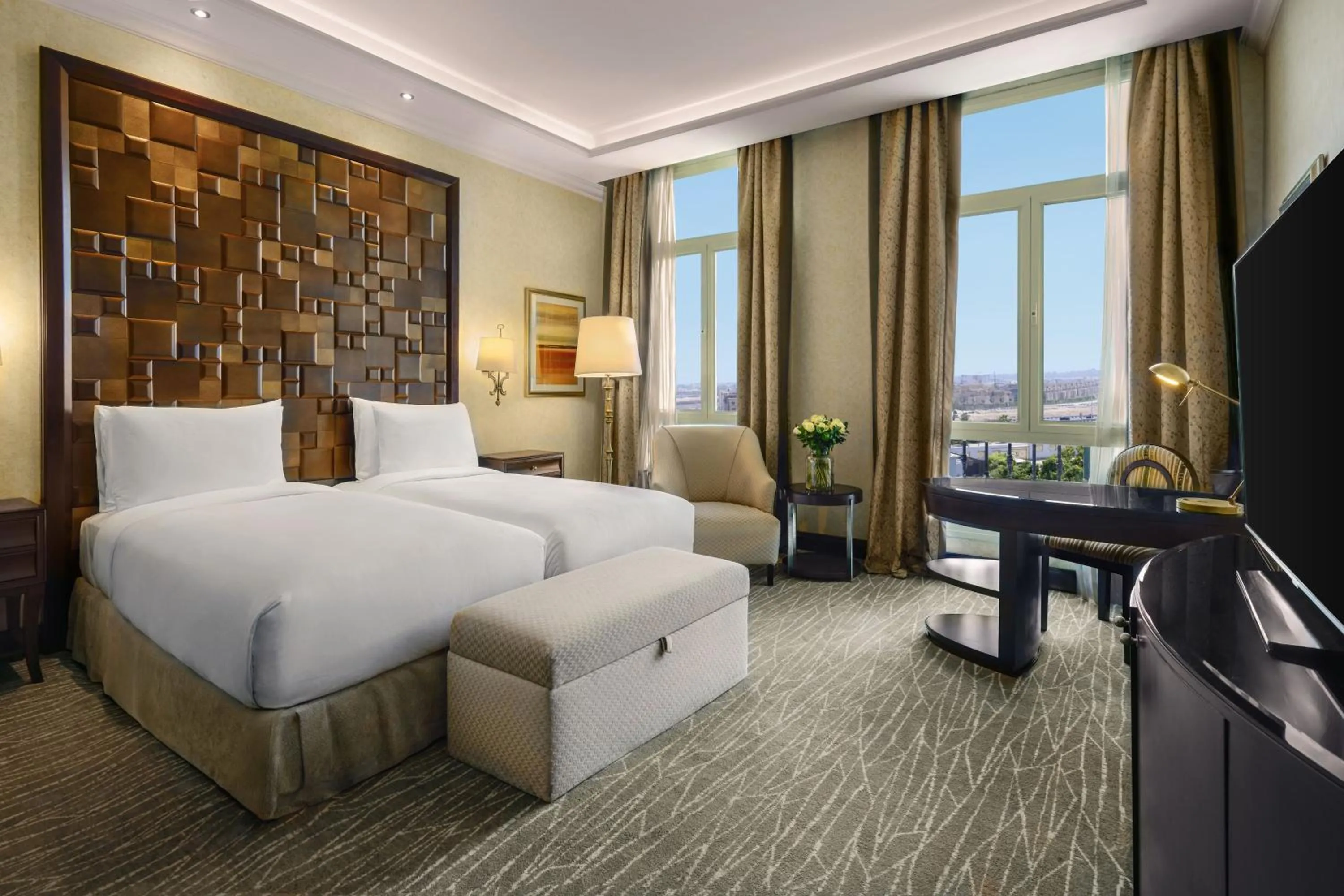 Deluxe City Room in Royal Maxim Palace Kempinski Cairo