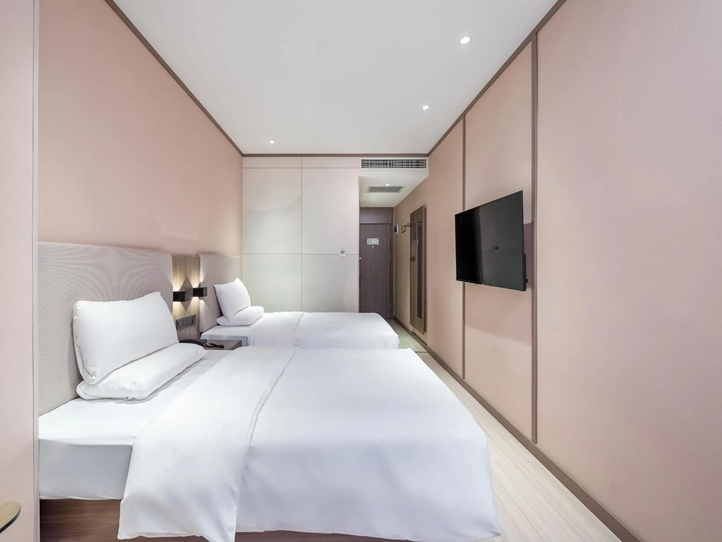 Deluxe Twin Room in Hanting Hotel Beijing Qianmen Street