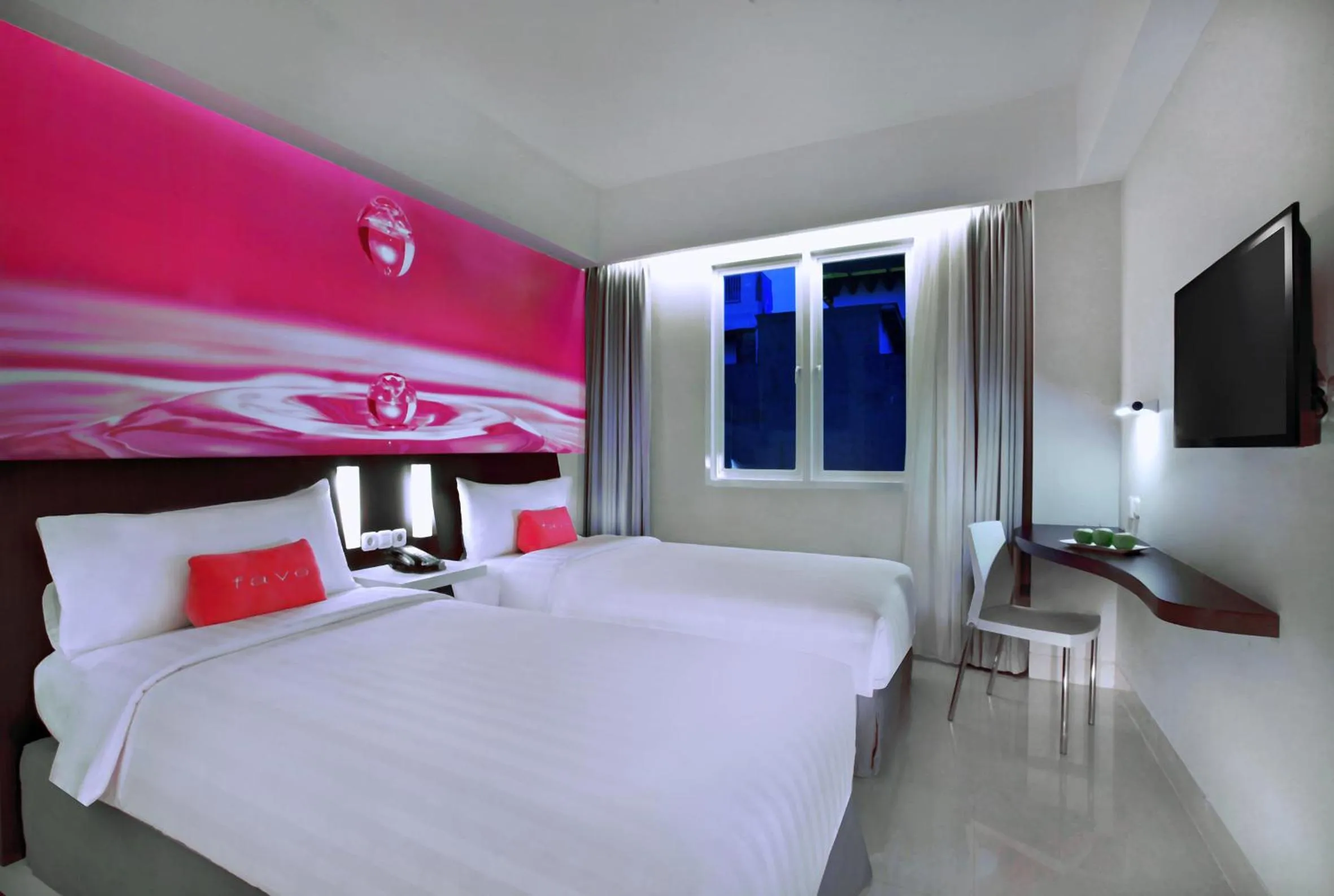 Standard Double or Twin Room in favehotel Zainul Arifin
