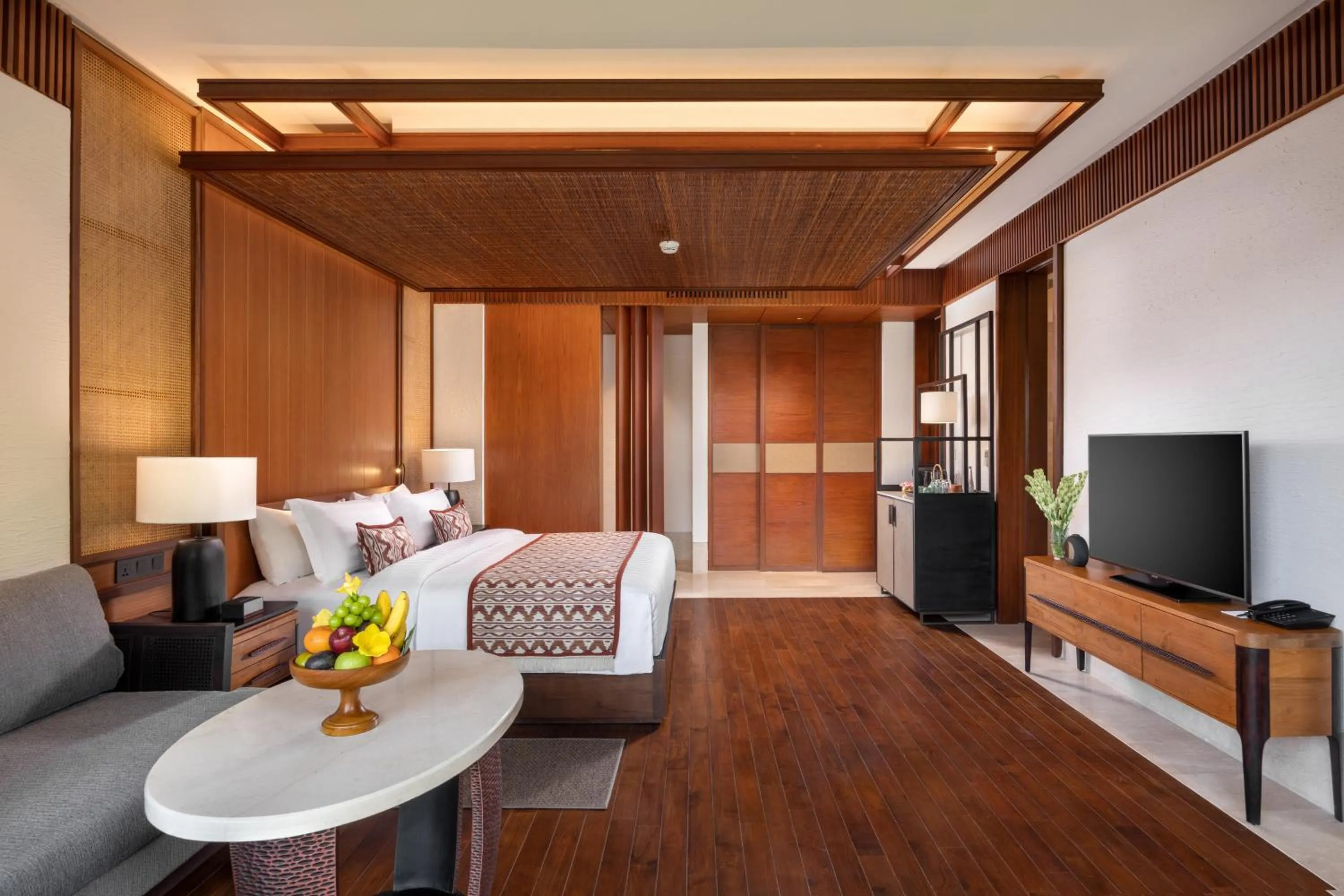 Spacious Suite Room with Bathtub, Balcony, Garden View and Free Welcome Fruit in Impiana Private Villas Ubud