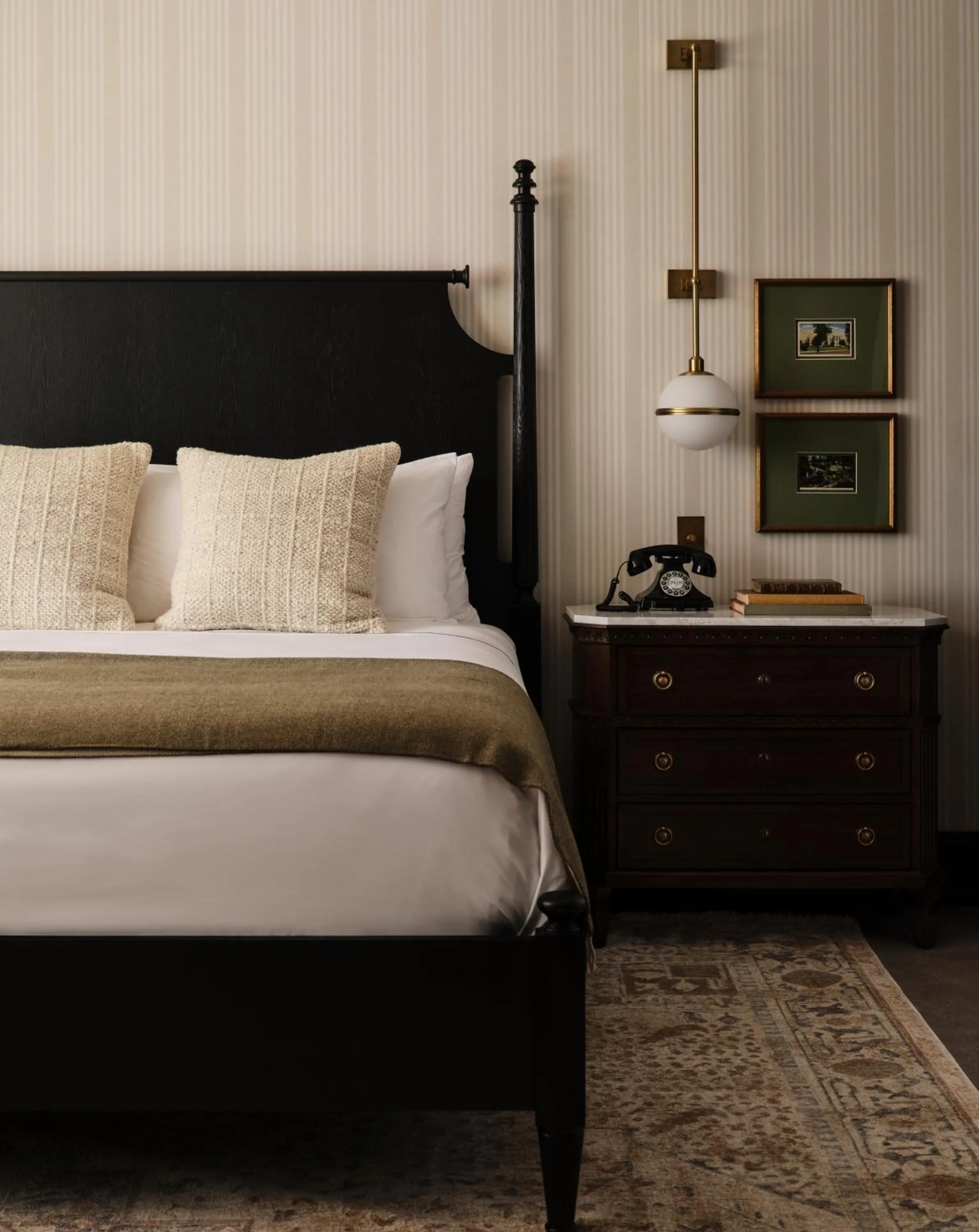 King Room - Disability Access in Hotel 1928