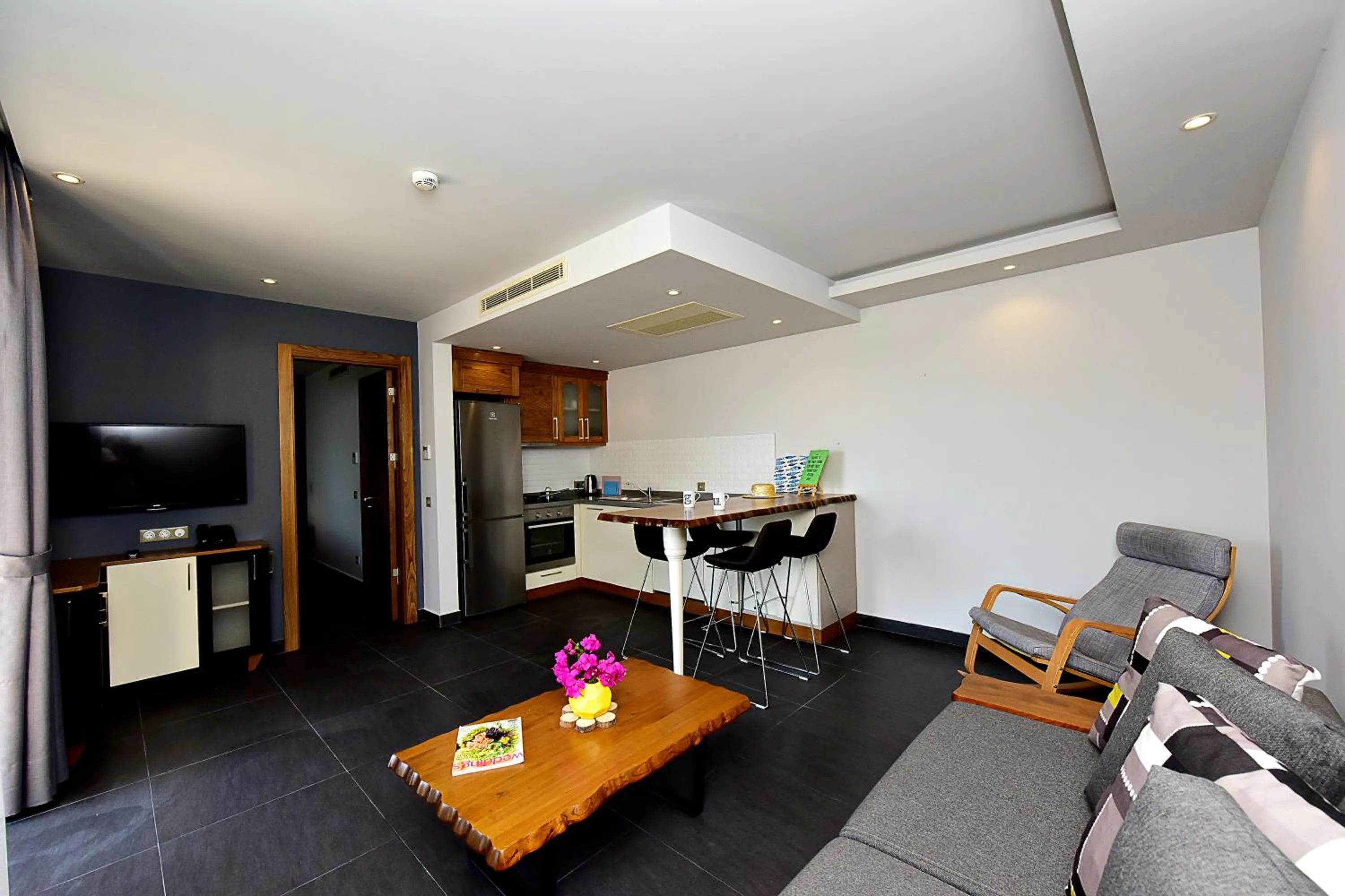 Comfort Apartment in Degirmenburnu Residence