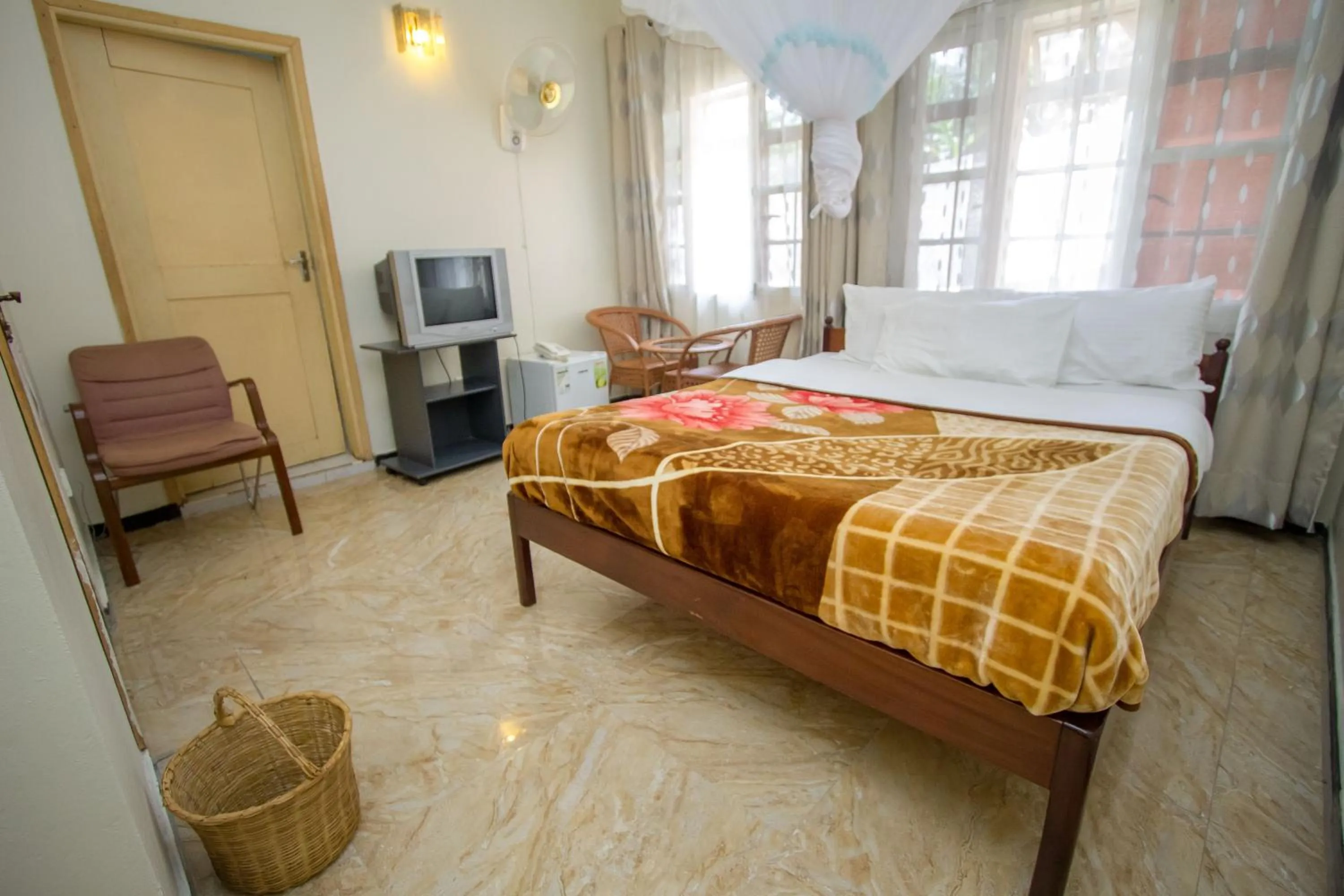 Standard Double Room in Jinja Safari Hotel