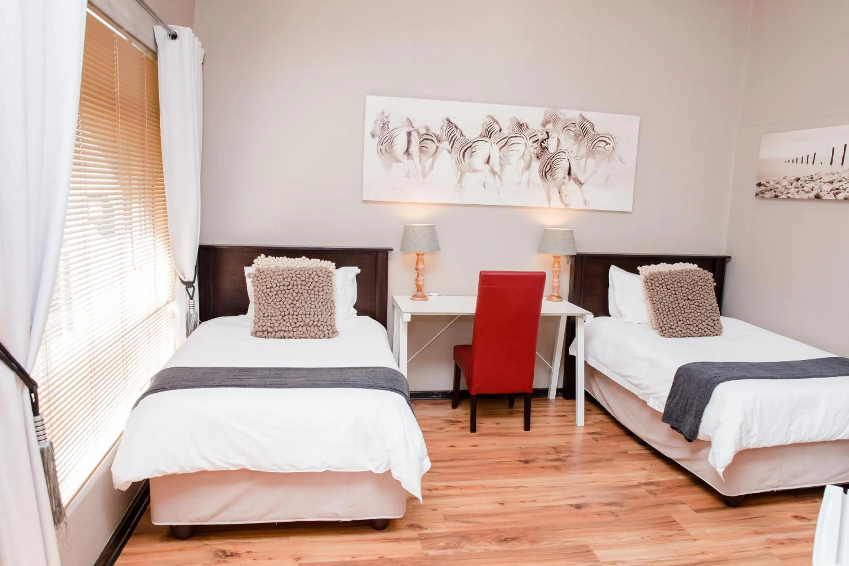 Double Room with Garden View in 85 Ehmke Guesthouse