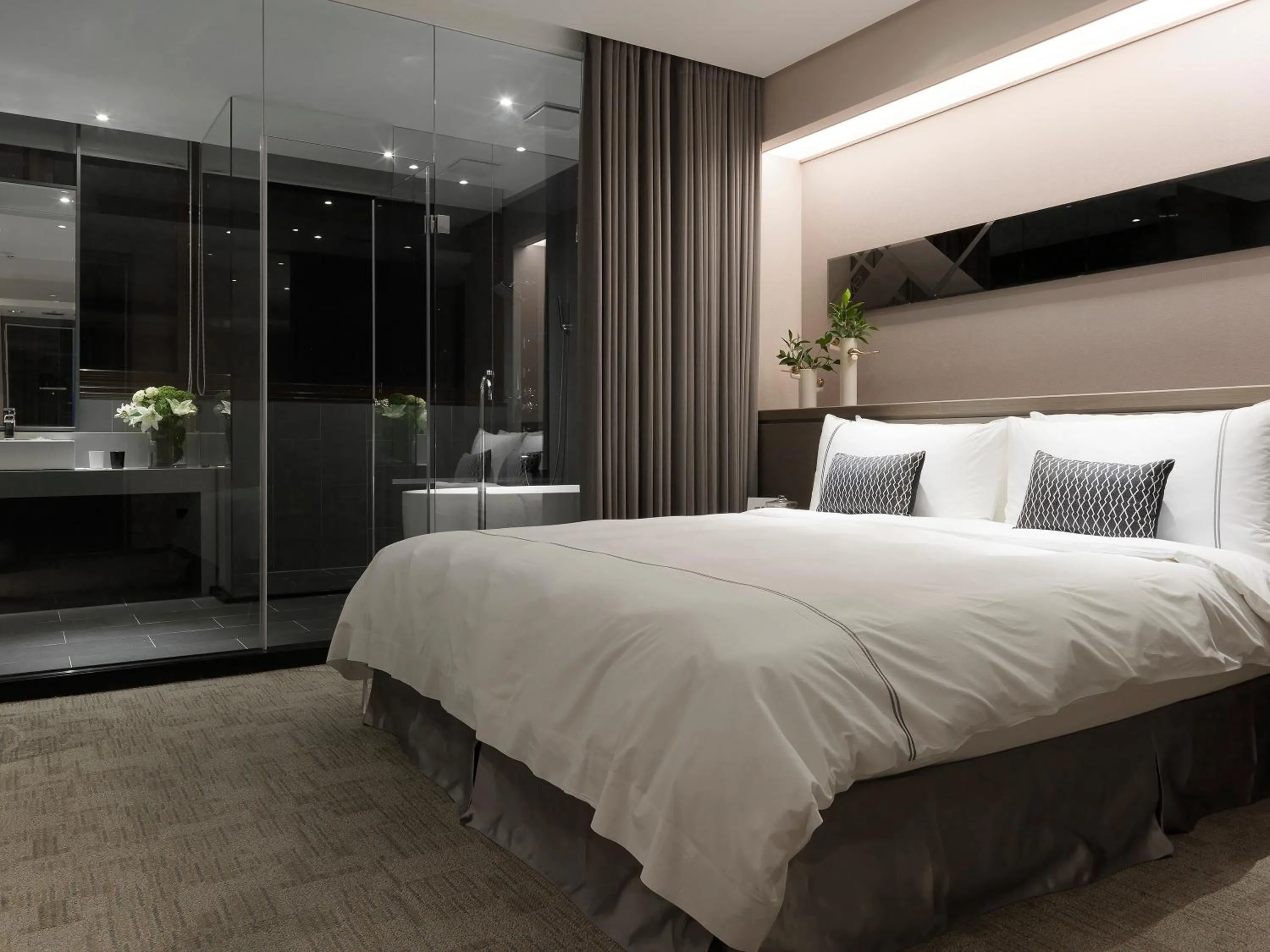 Superior Double Room in Hotel Reve Taichung