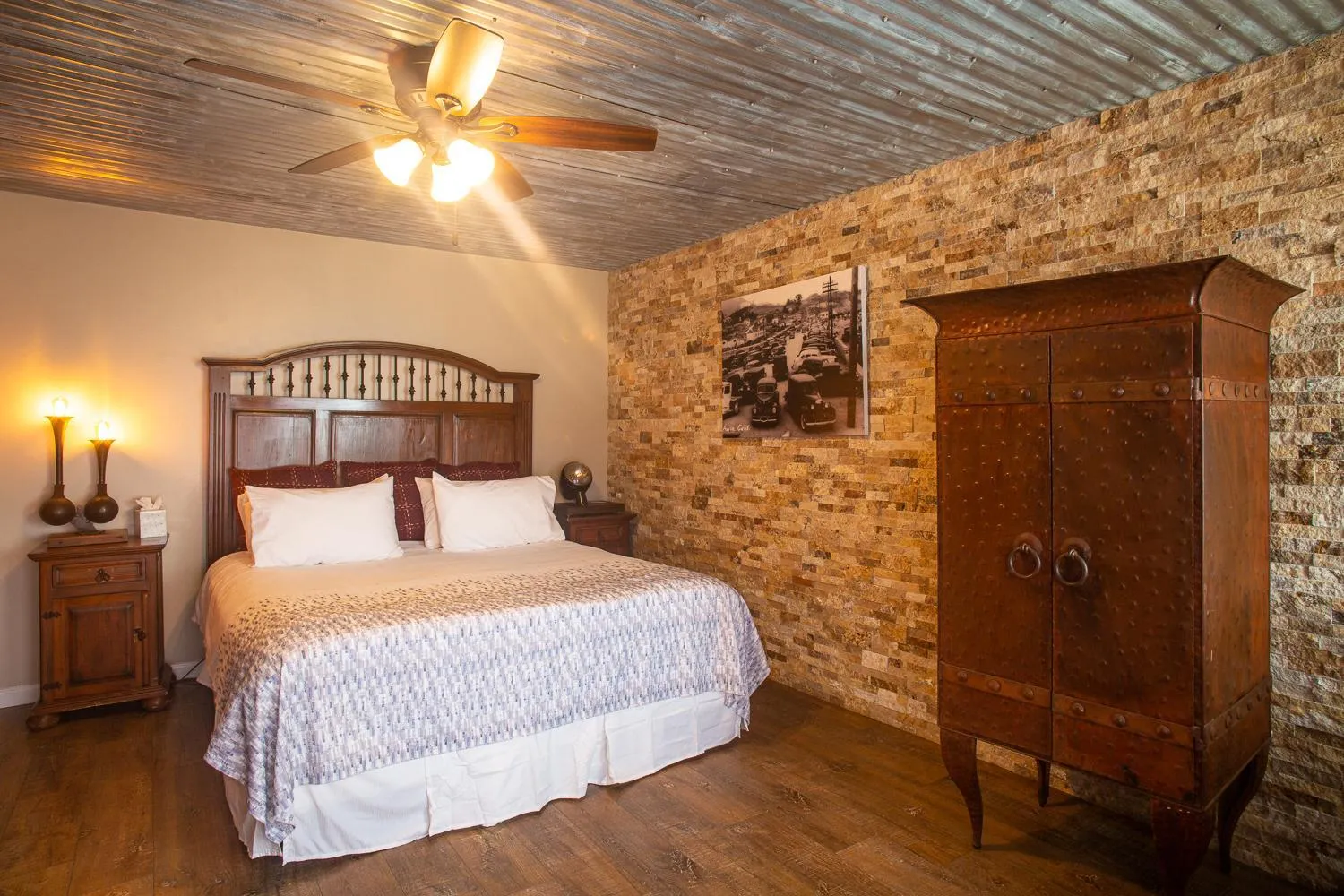 Thematic design suite in Inn At Avila Beach