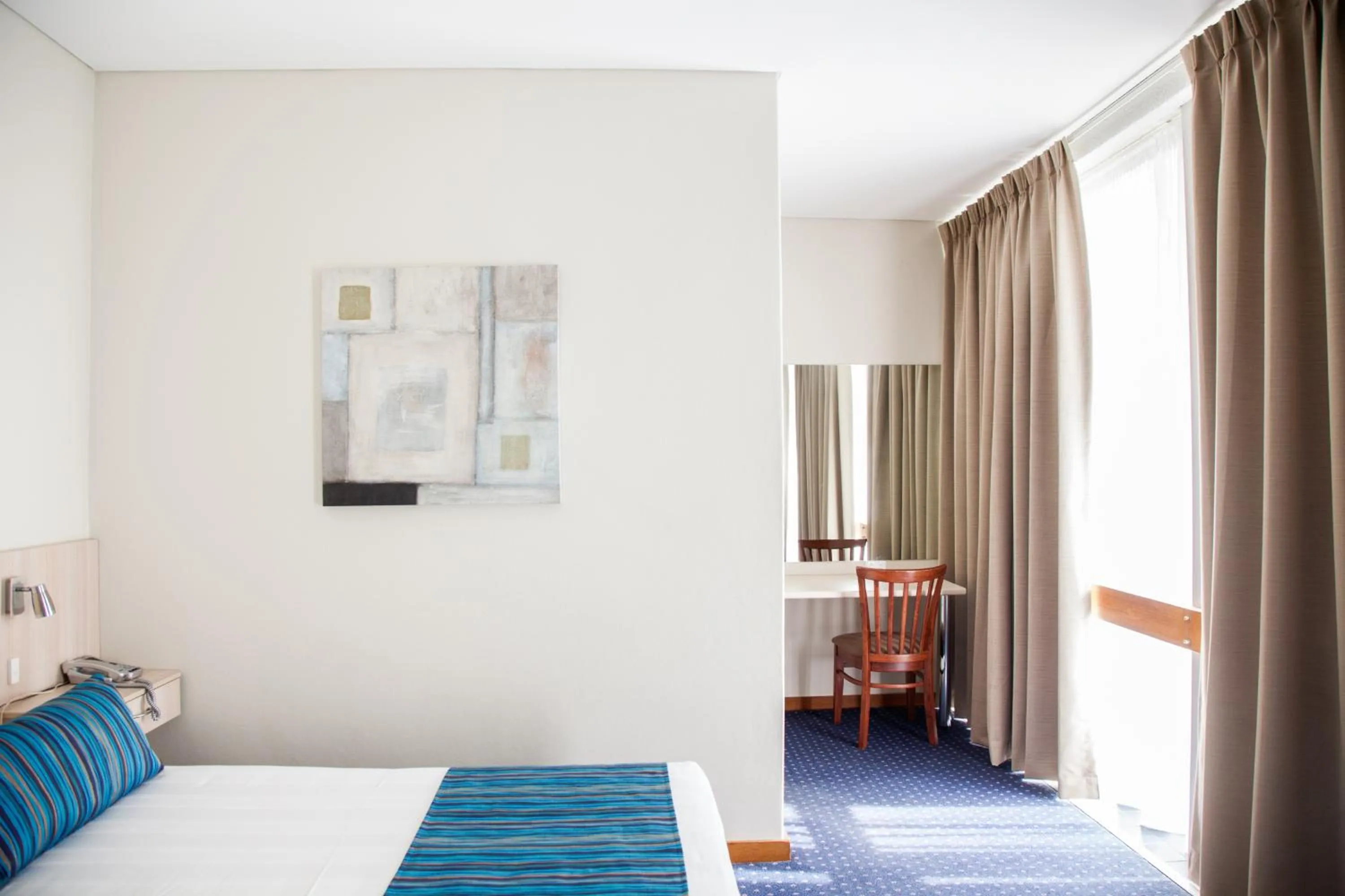 Queen Suite - single occupancy in Tudor Inn Newcastle