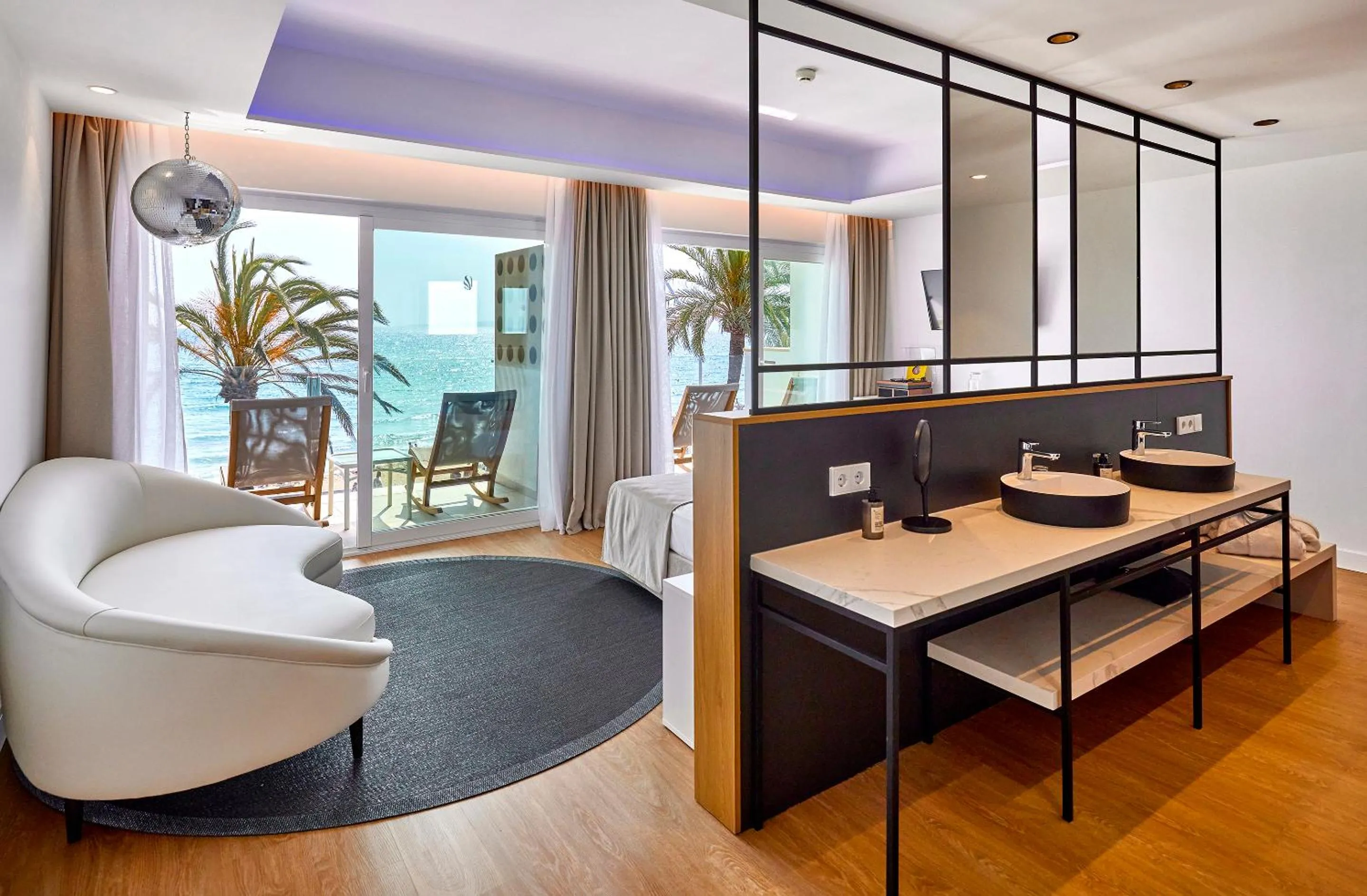 Junior Suite Front Sea View in Universal Hotel Neptuno - Adults Only