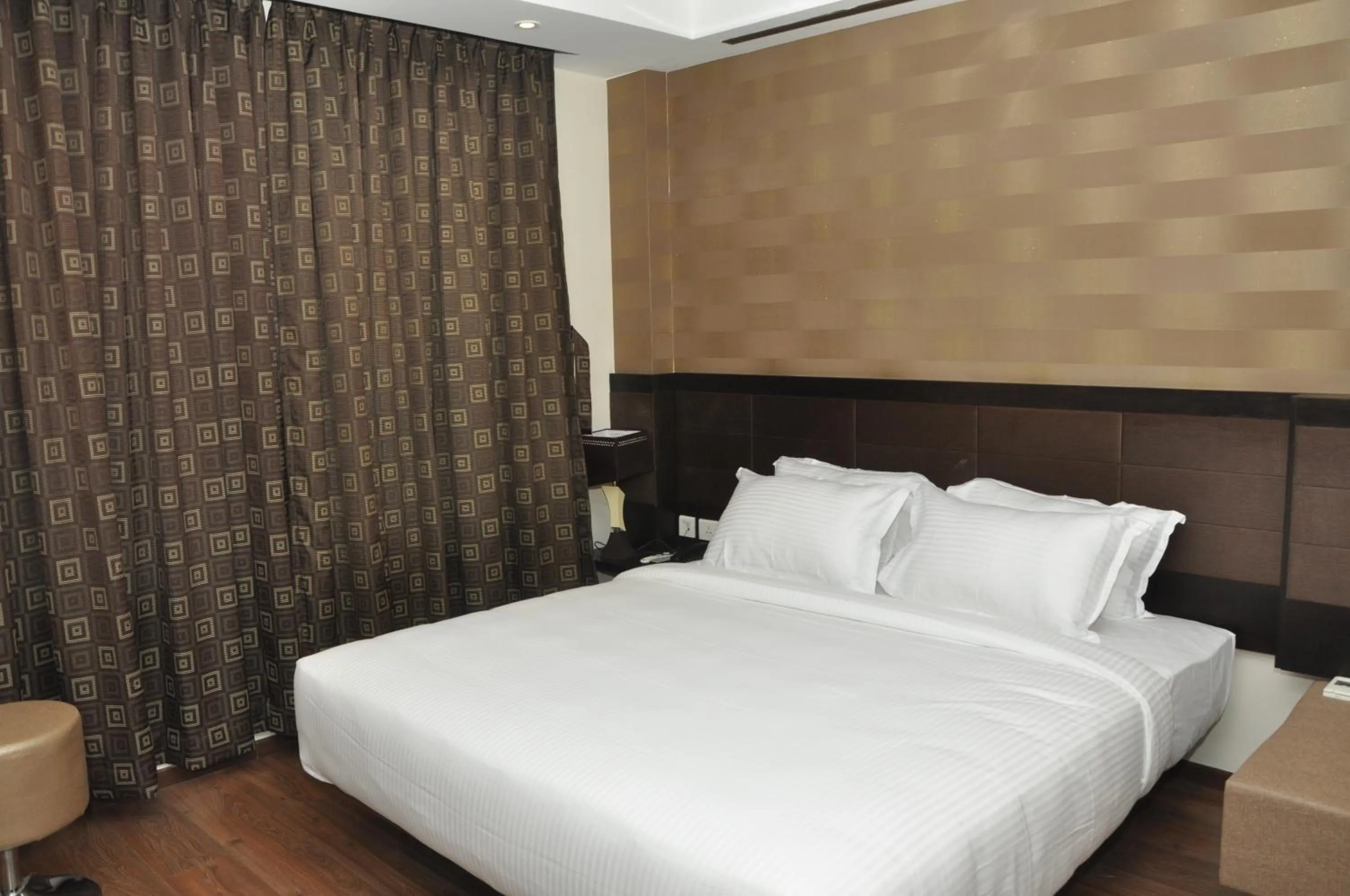 Club Double Room - single occupancy in Hotel Atrium