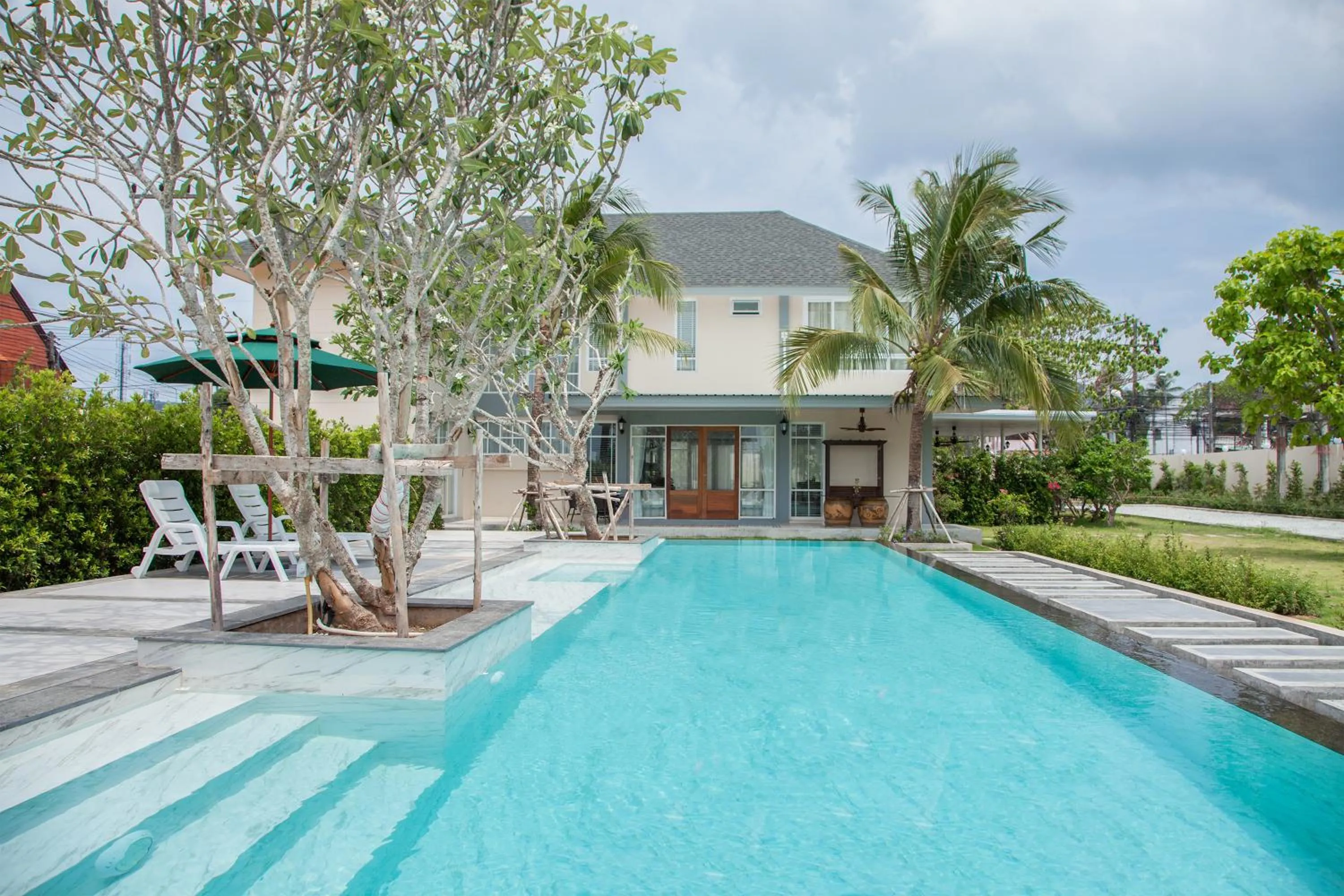 10-Bedroom Pool Villa in the Garden in Fisherman Way Beach Villa