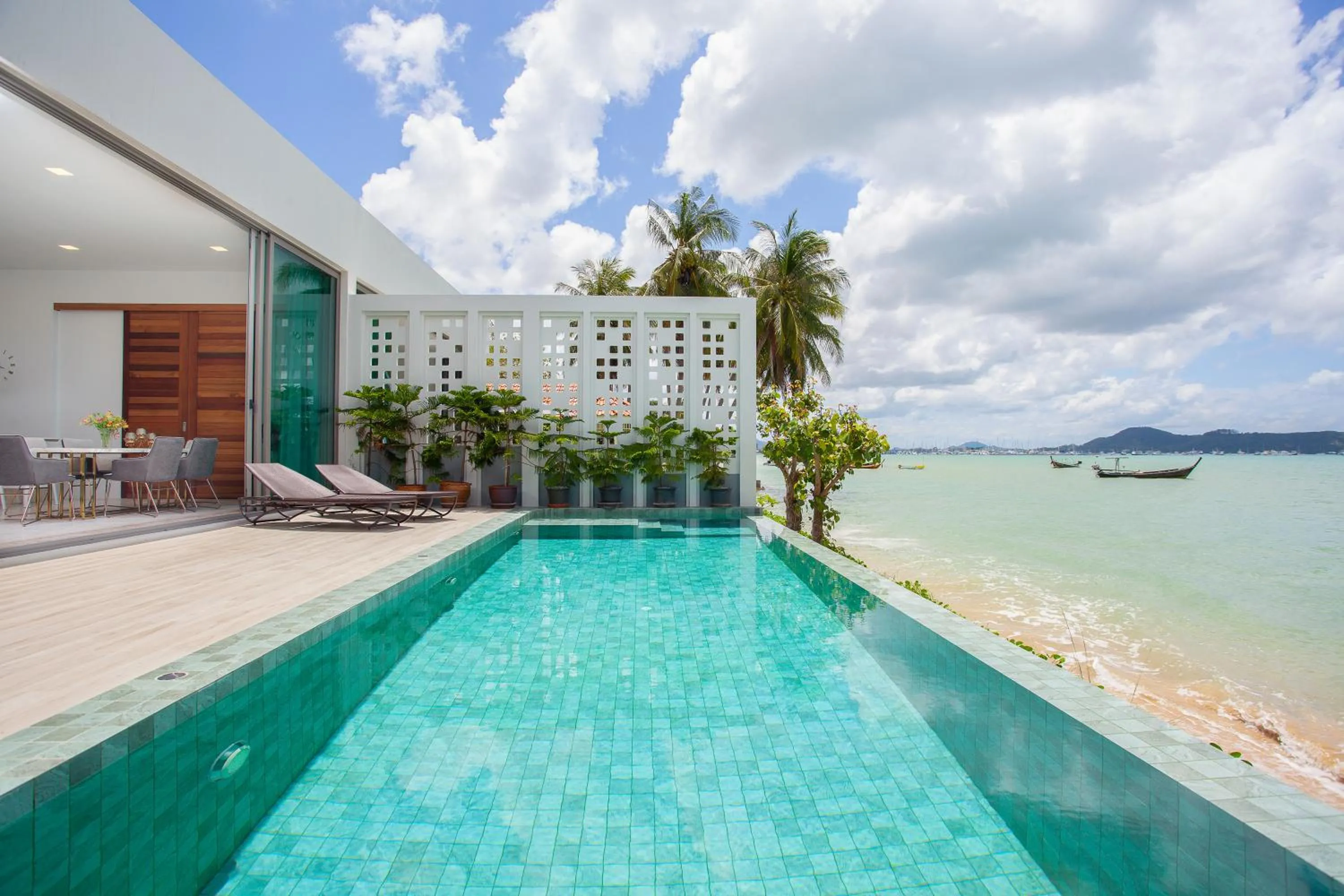 3-Bedroom Signature Beachfront Pool Villa in Fisherman Way Beach Villa