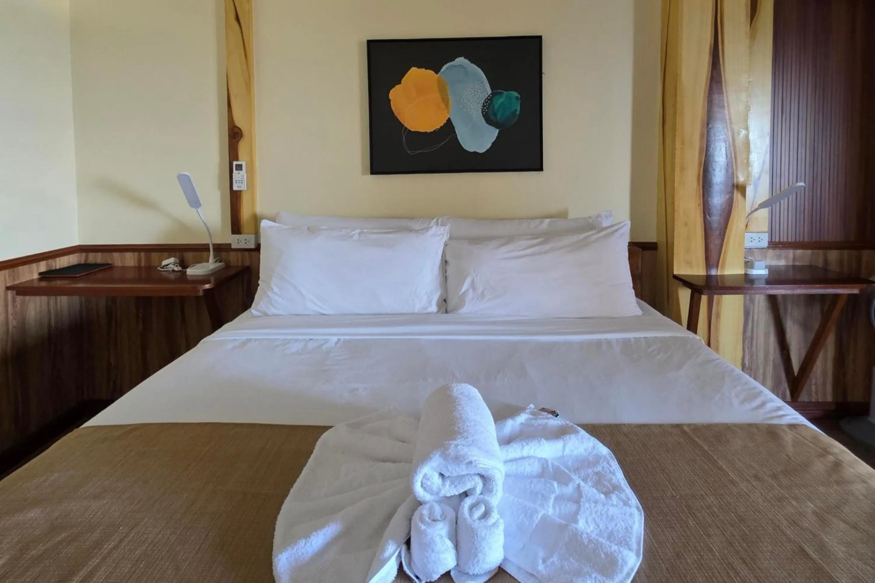 Deluxe King Suite in Verde View Villas