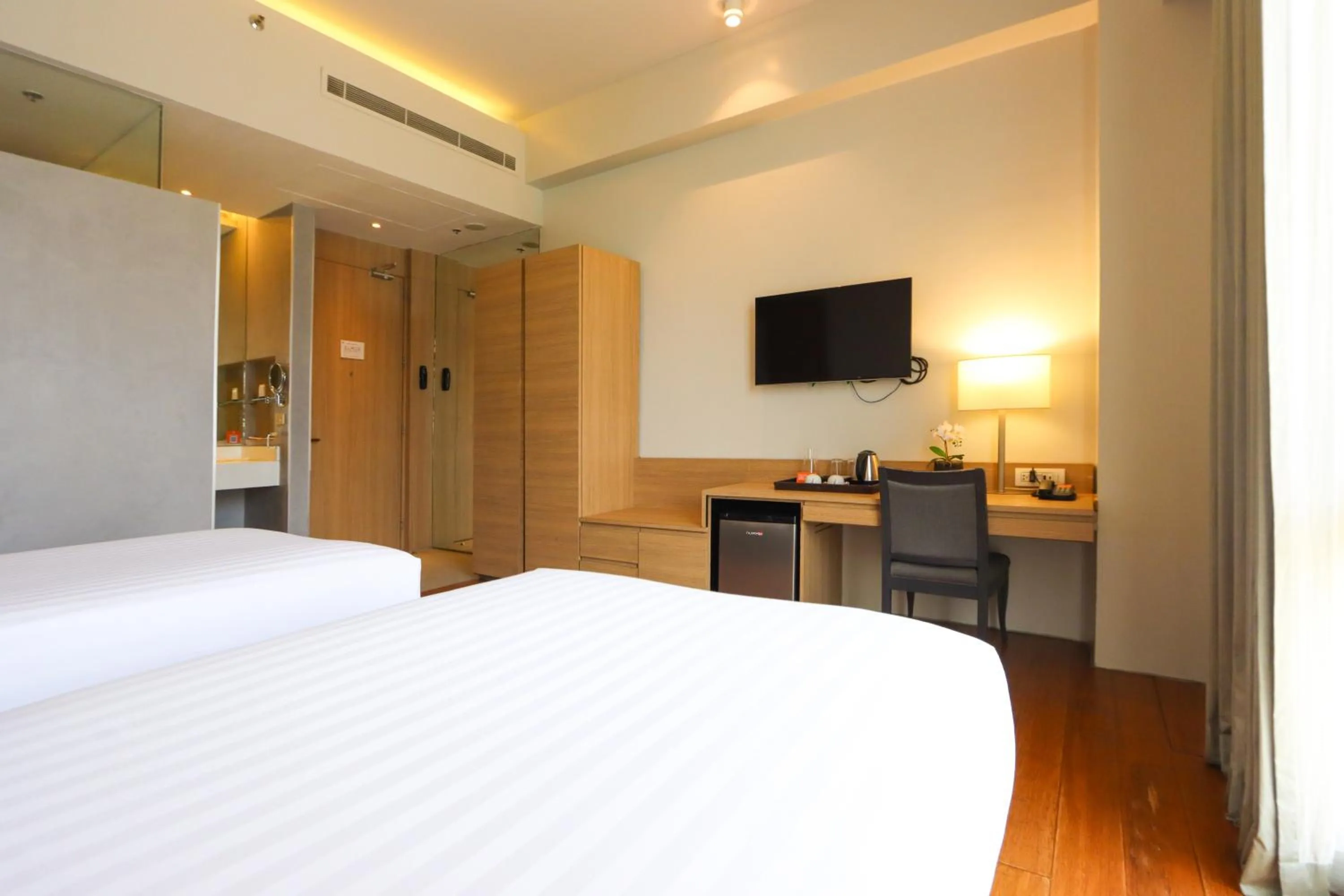 Executive Twin Room in Privato Quezon City