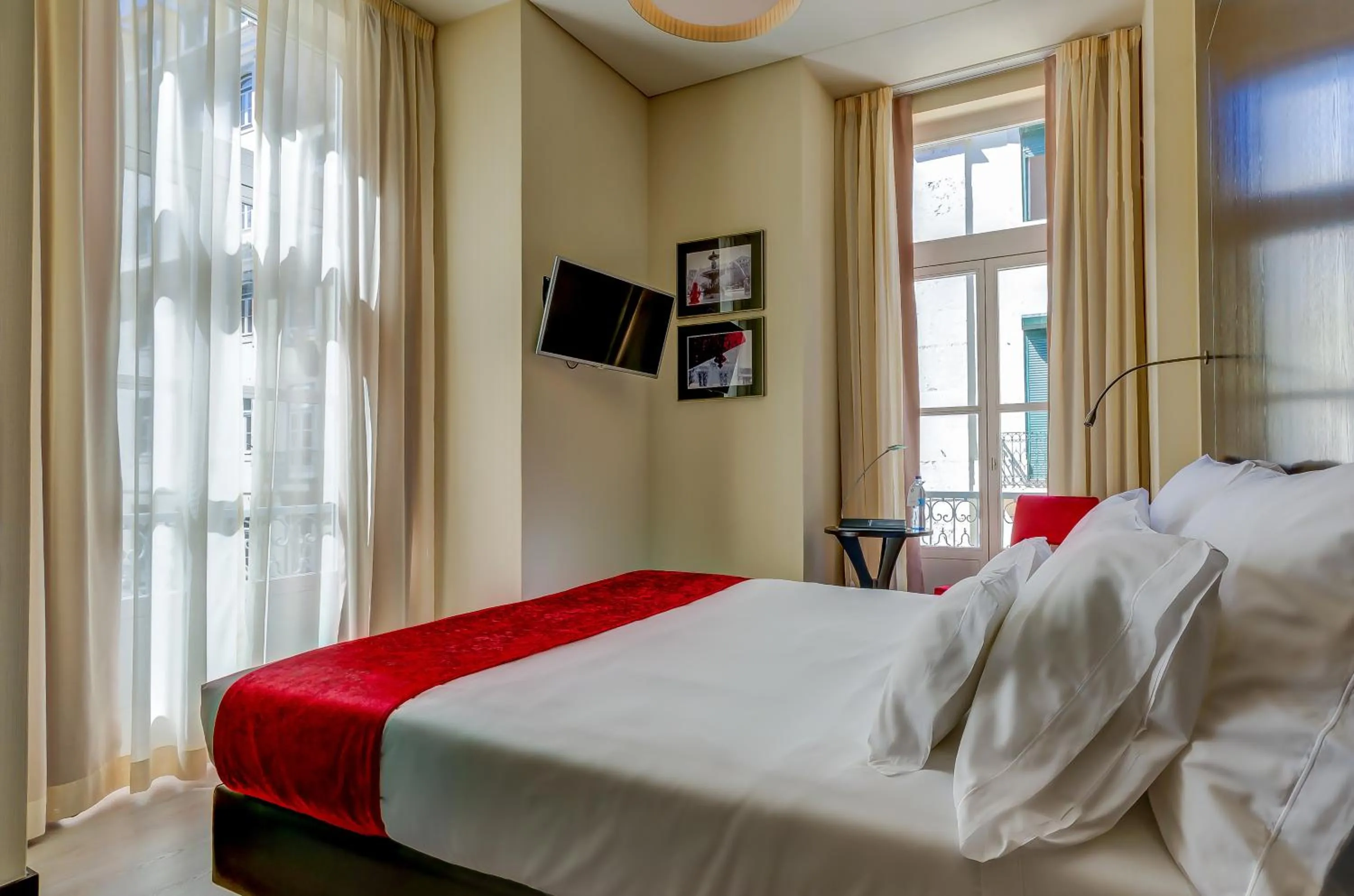Standard Double Room in behotelisboa