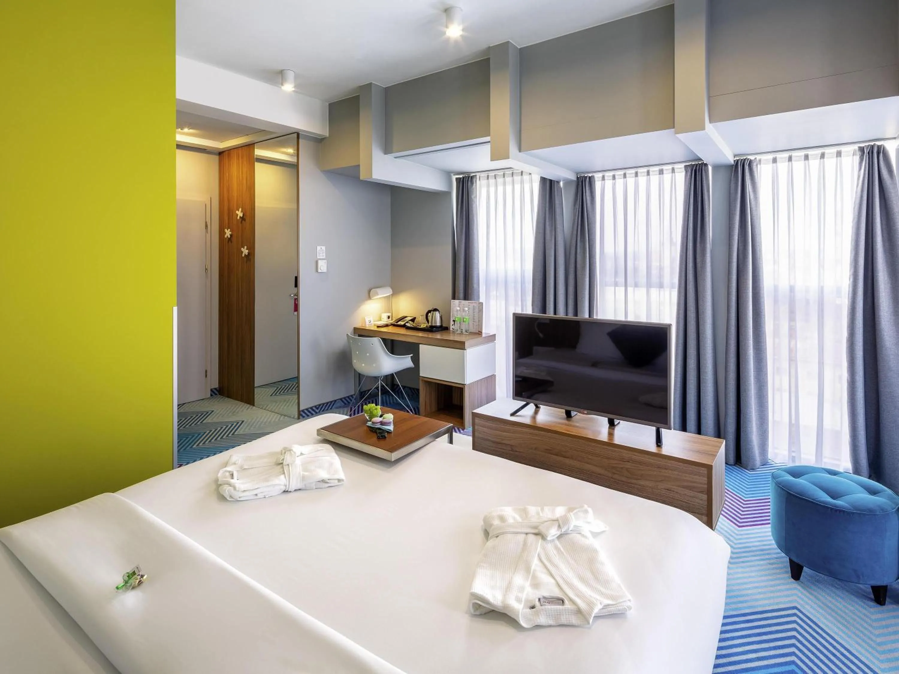 Comfort Queen Room in Ibis Styles Lviv Center