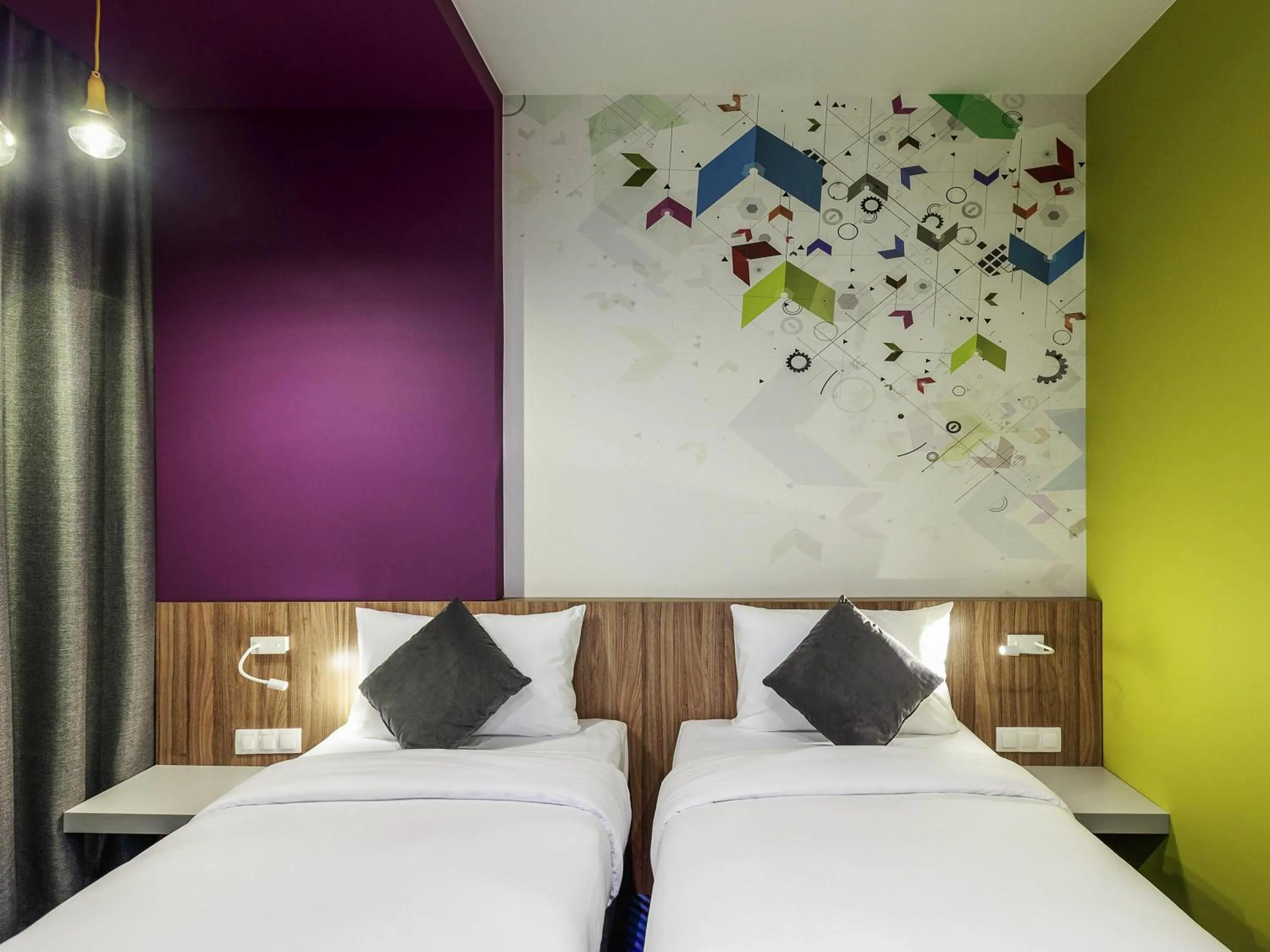 Standard Twin Room in Ibis Styles Lviv Center