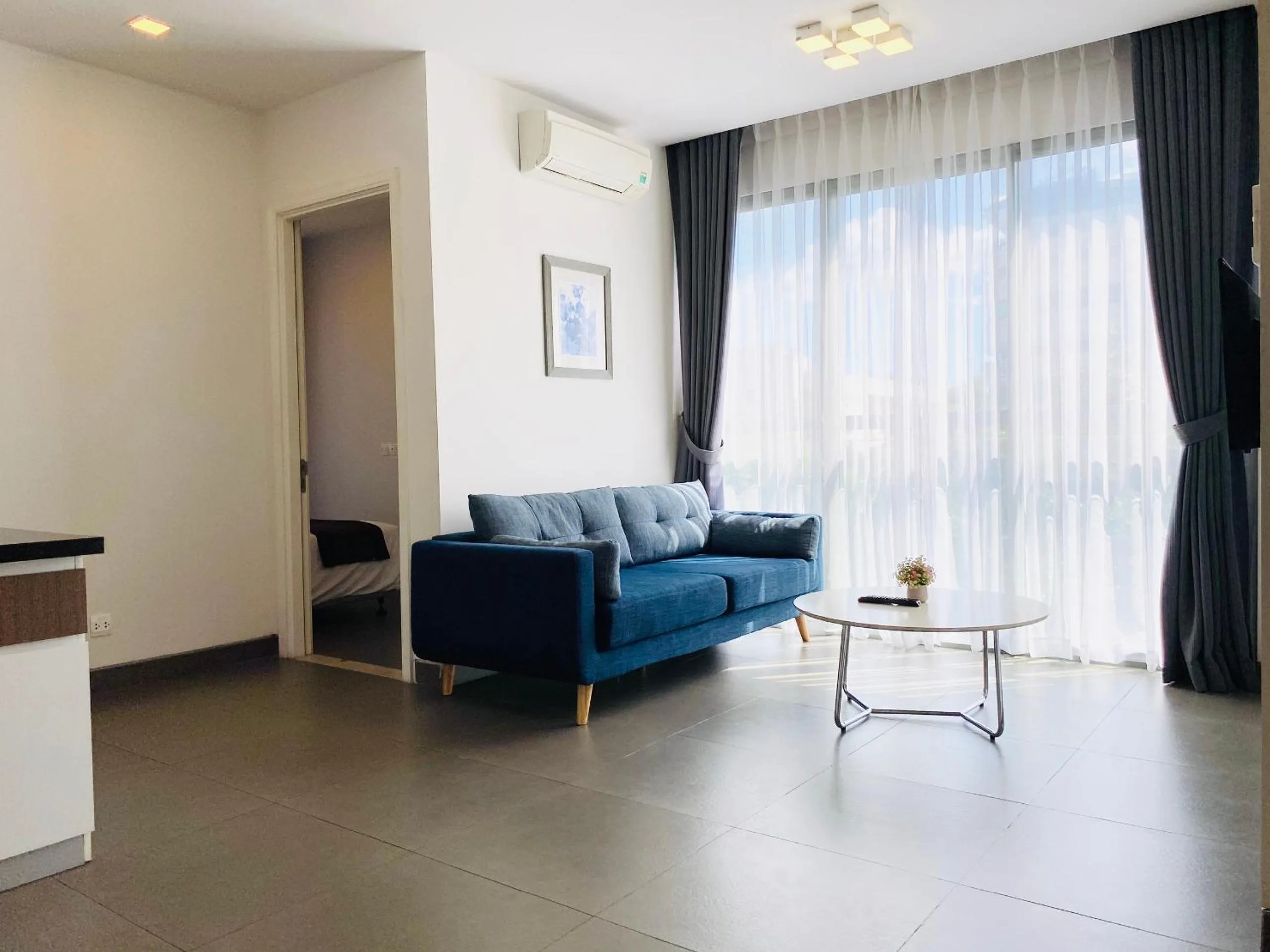 Three-Bedroom Apartment in Glenwood Suites