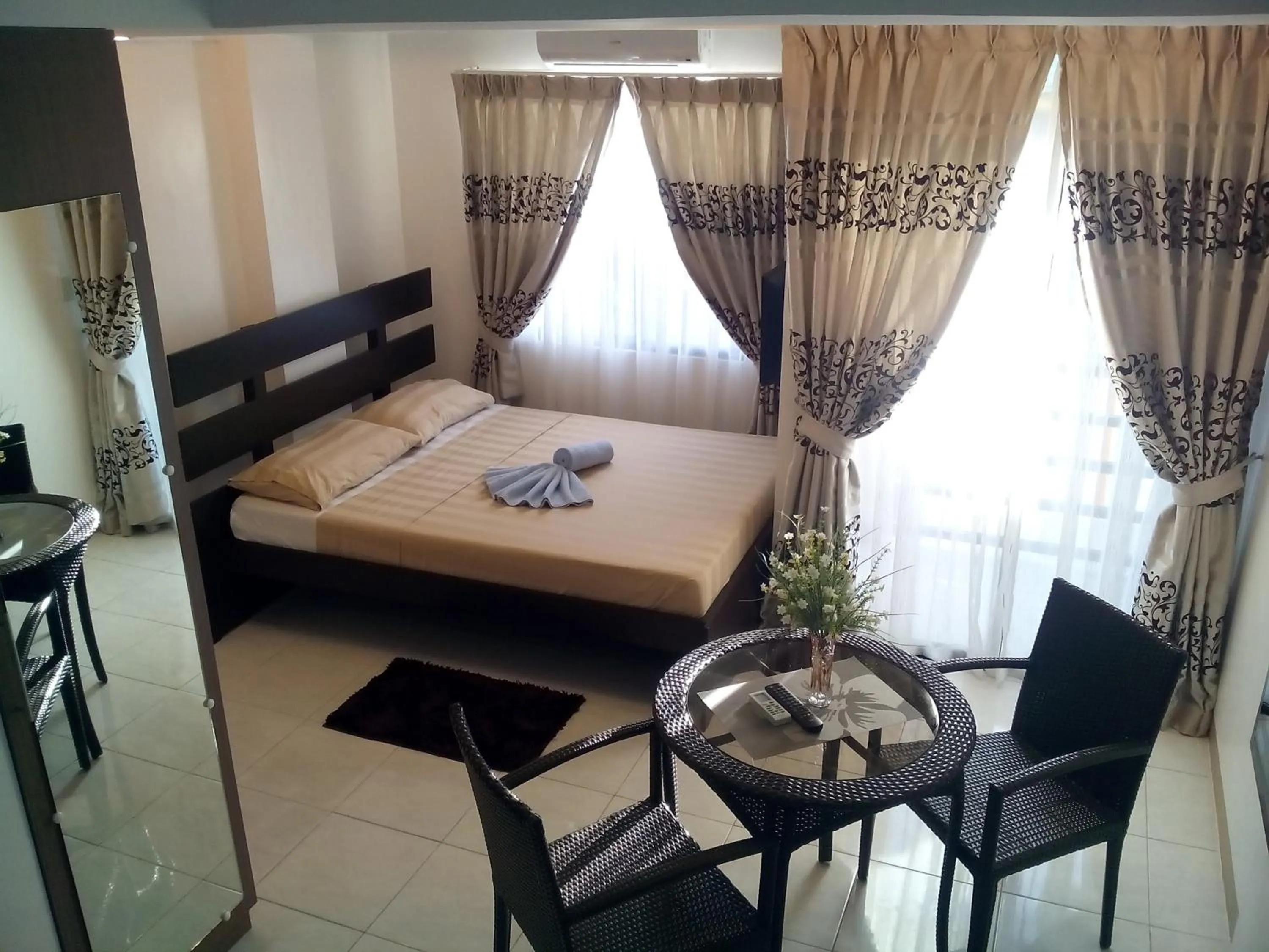 Studio Apartment in Anahaw Studio Suites