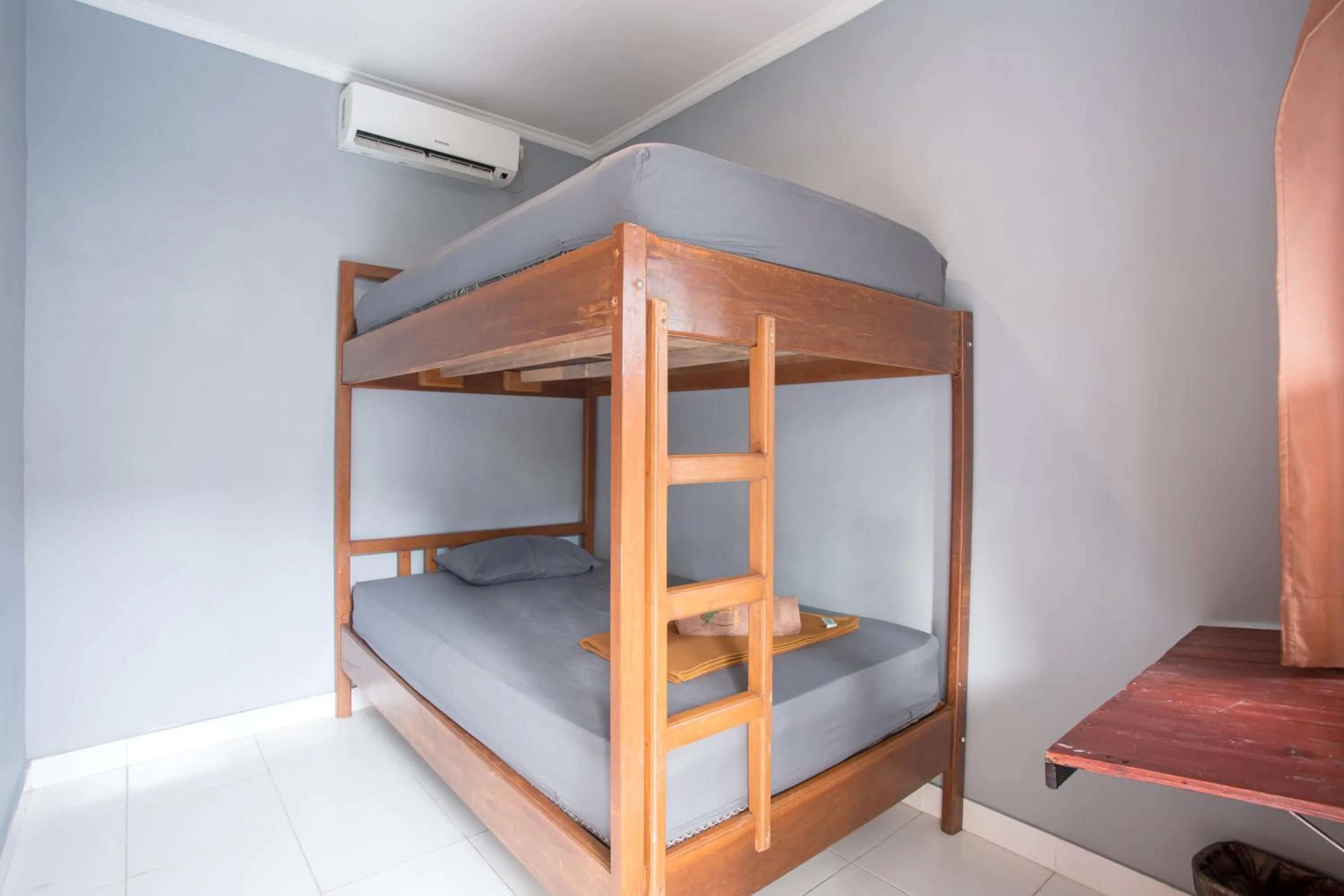 Budget Single Room - single occupancy in Jazz Senggigi Hotel
