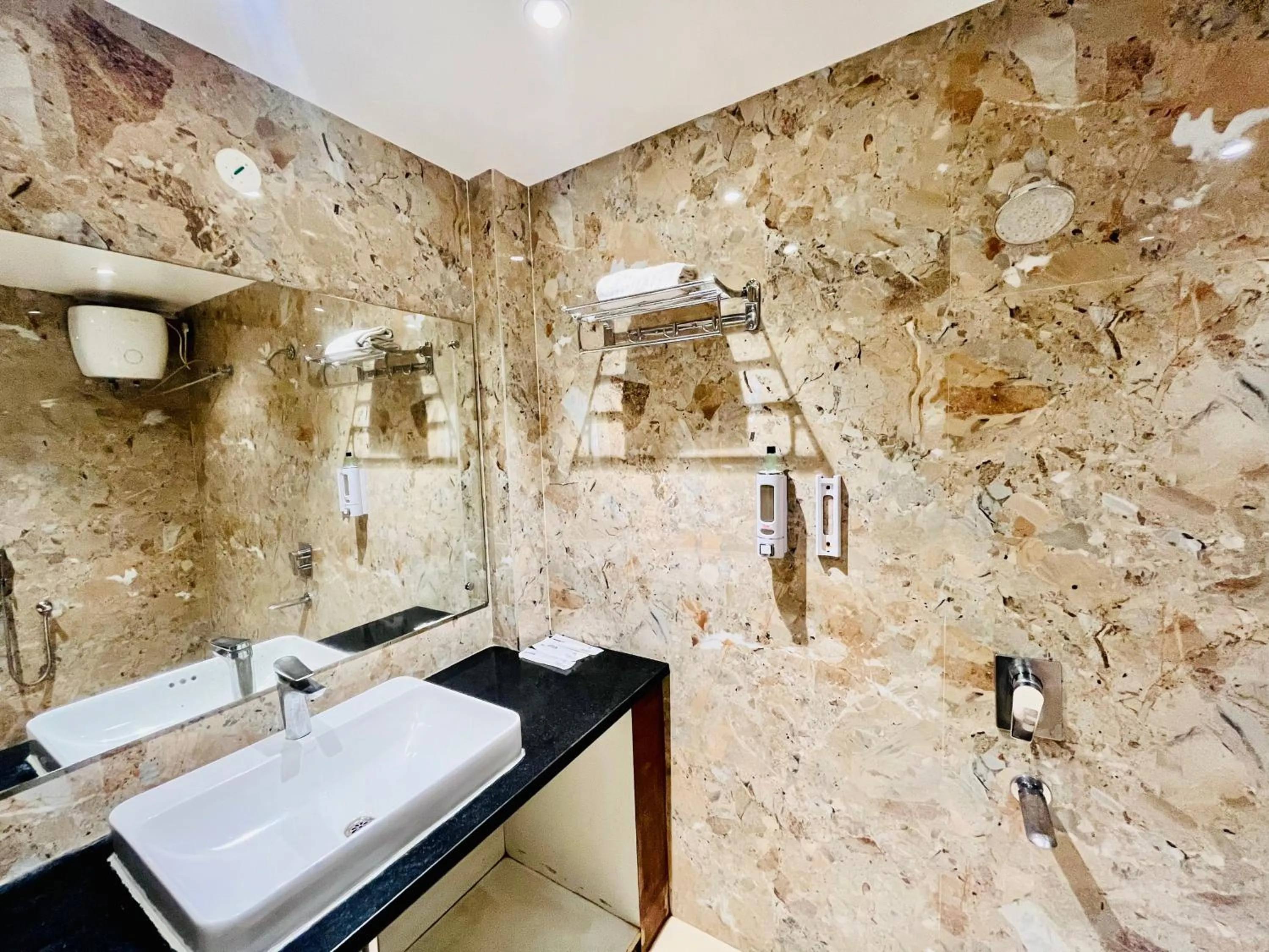 Executive Suite in Shankar Bhavan By Vinayak Hotels