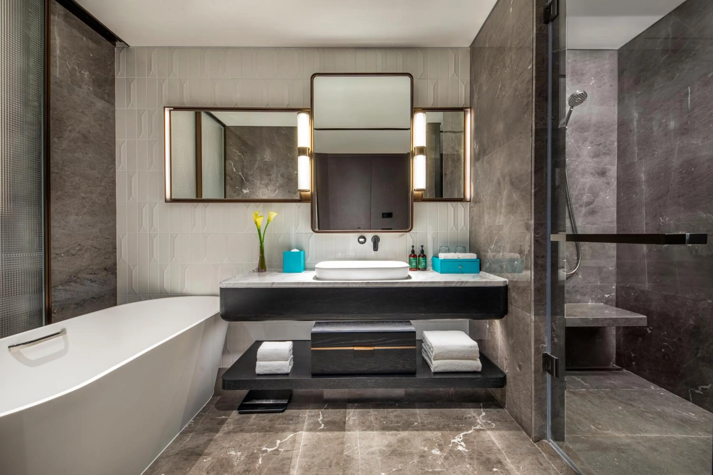 Standard King Room with City View in Crowne Plaza Beijing Tongzhou