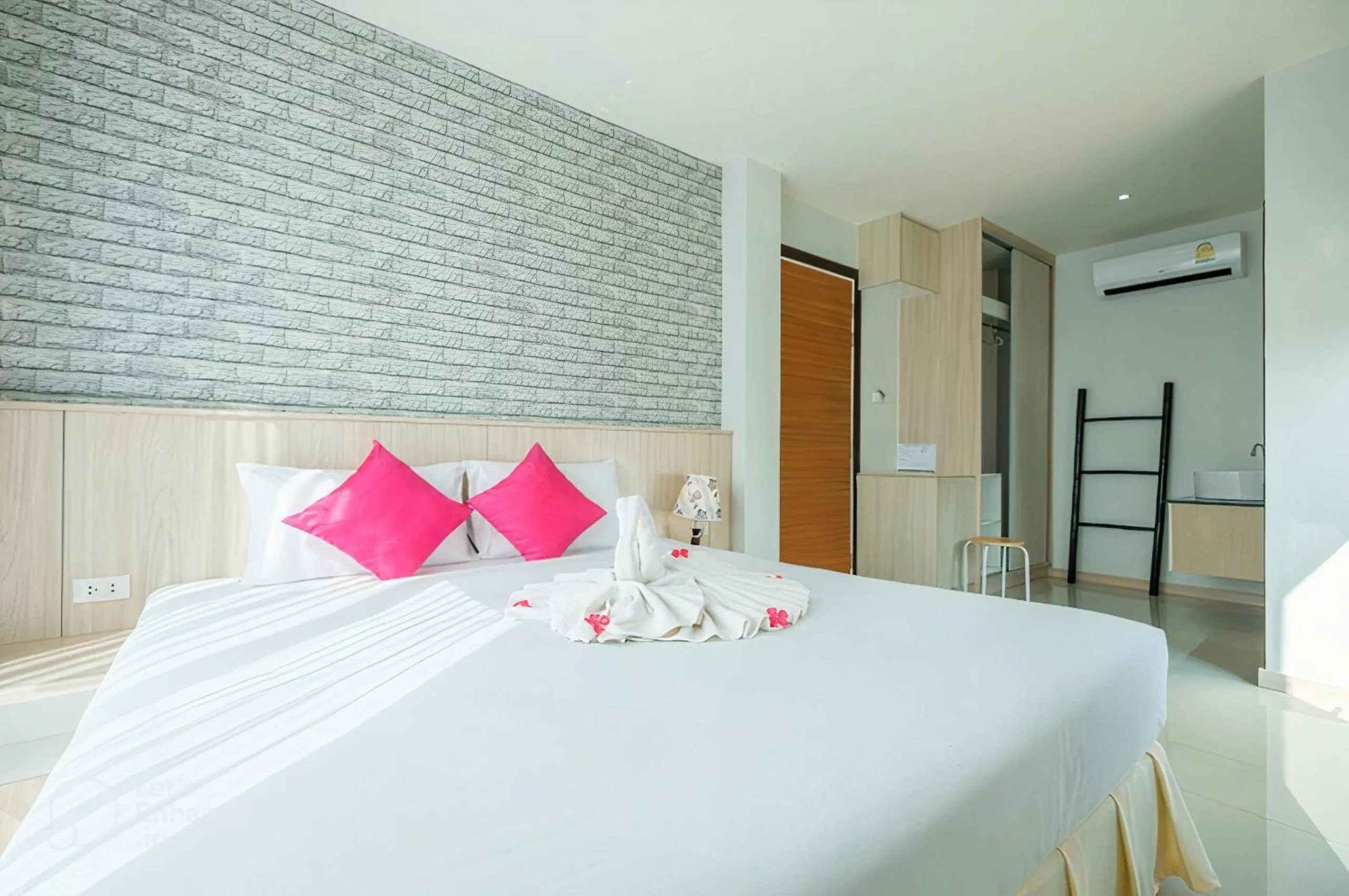 Deluxe Double Room in The Wings Boutique Hotels Krabi Ko Lanta