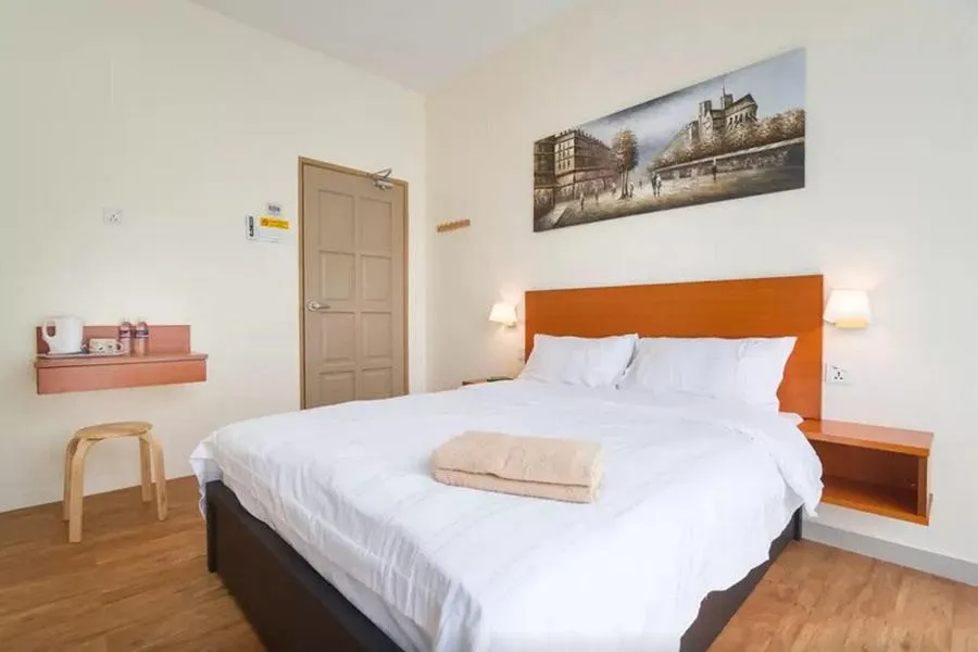 Standard Double Room in Penang Hill Lodge