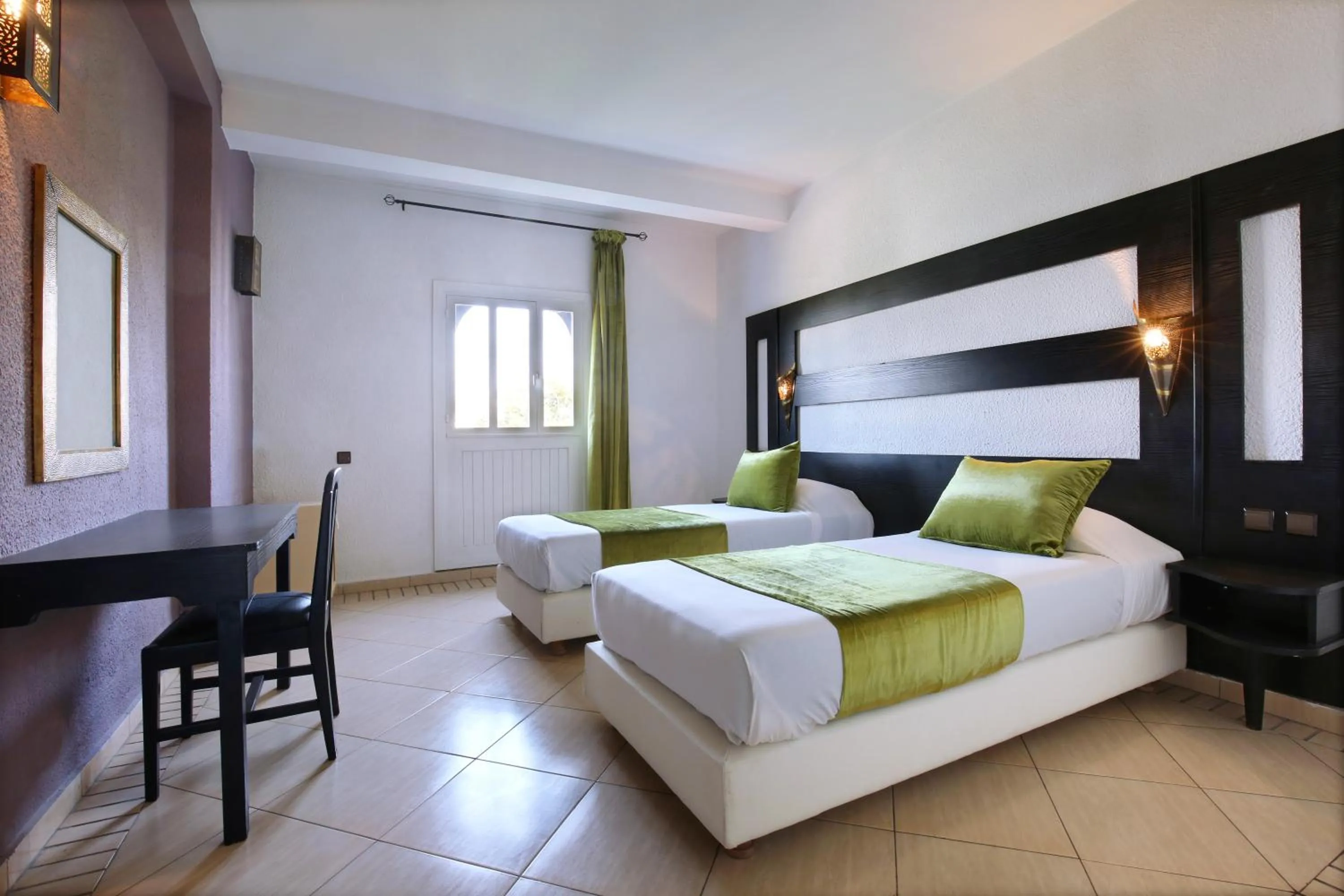 Two-Bedroom Apartment in Anezi Apartments