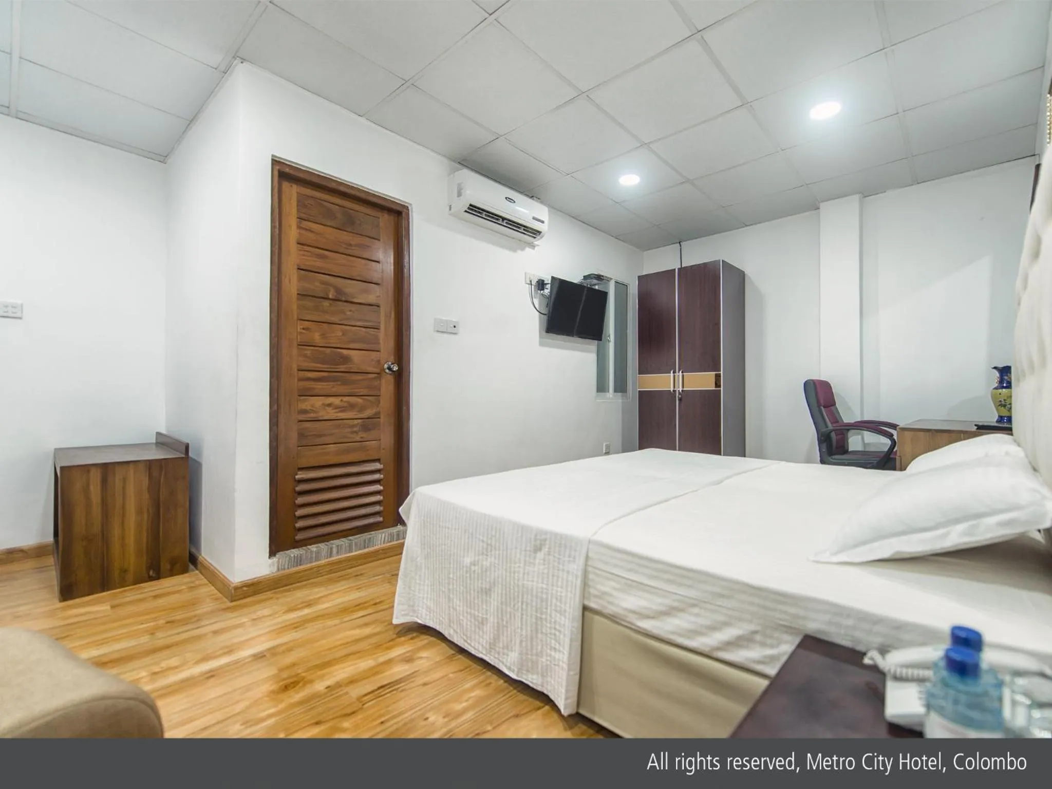 Superior Double Room in Metro City Hotel