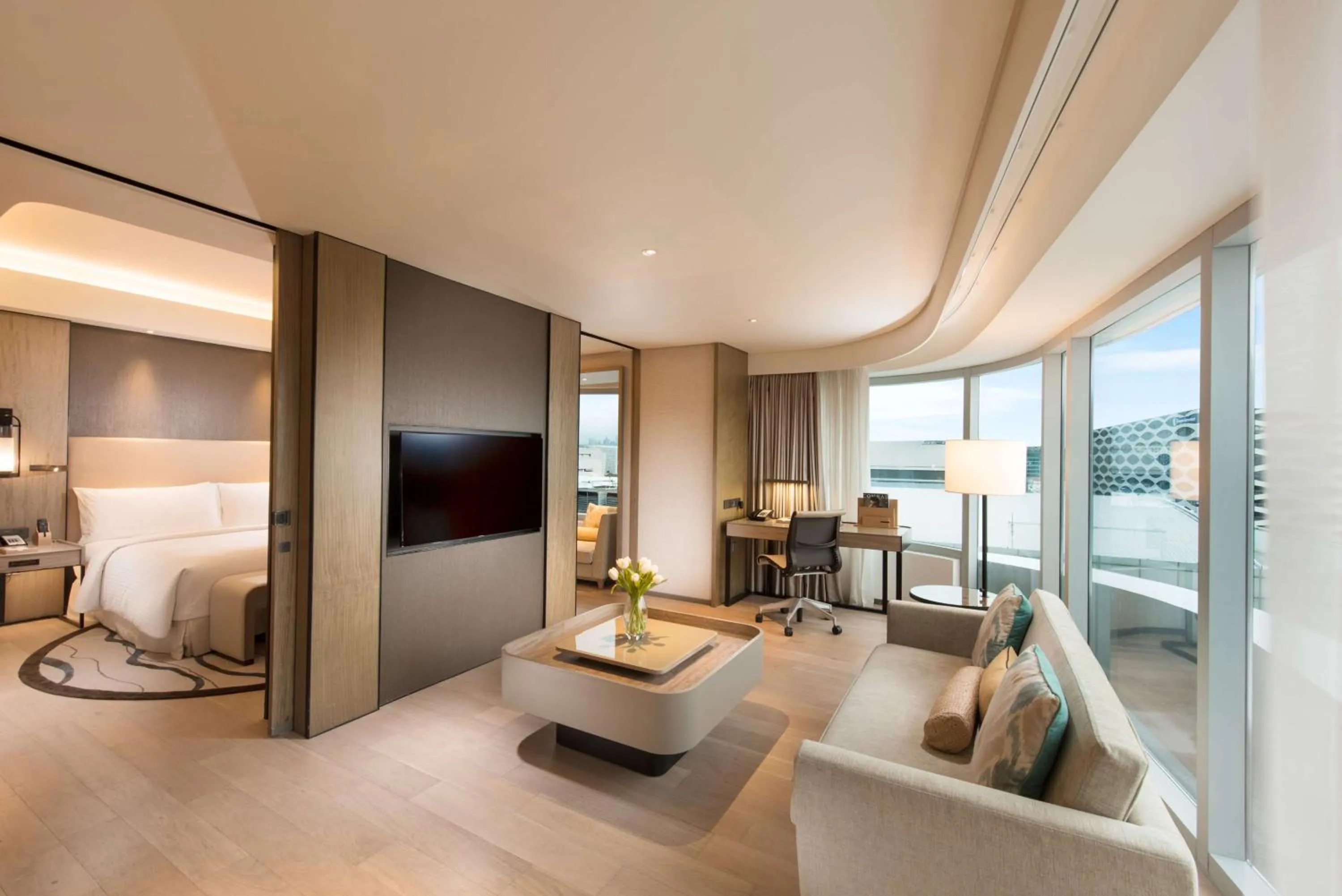 One-Bedroom King Suite - Lounge Access in Conrad Manila