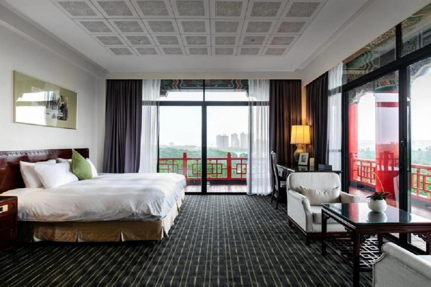 Suite with City View in The Grand Hotel Kaohsiung