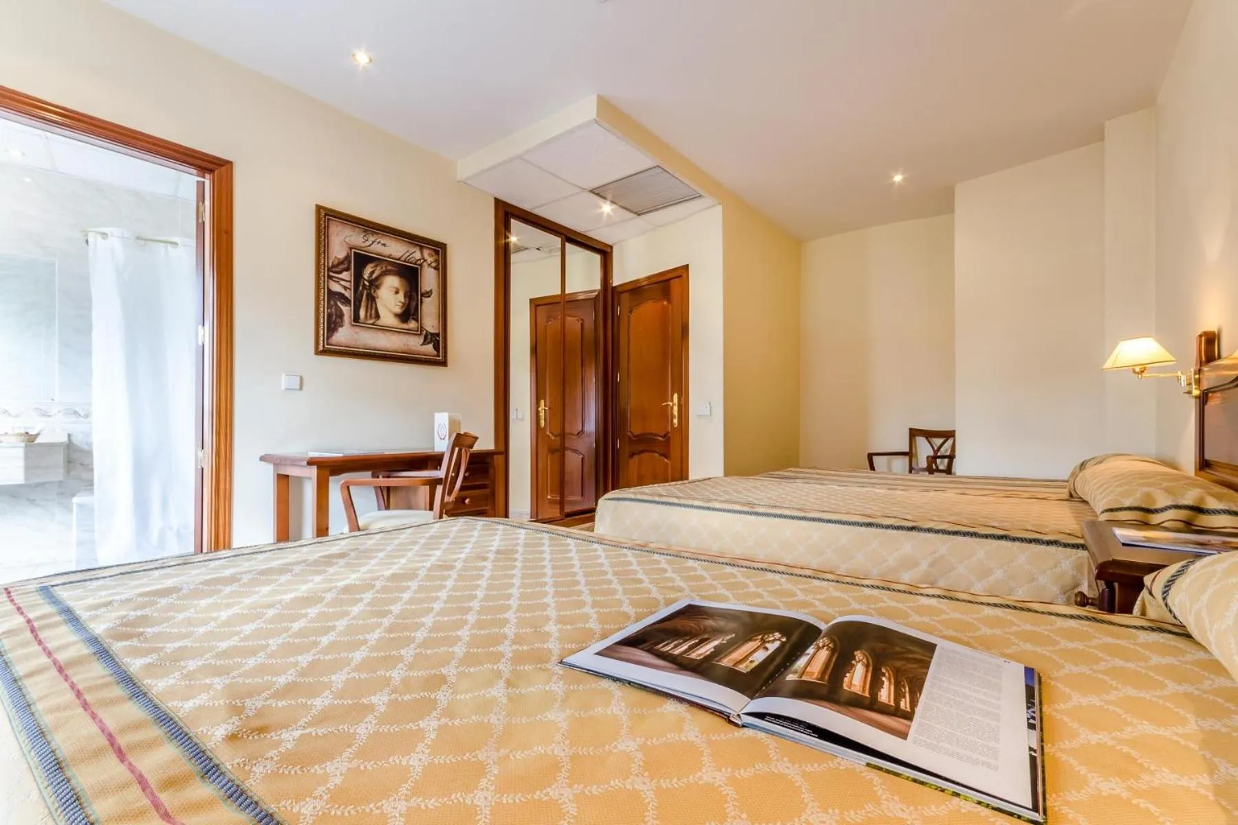 Triple Room in Roma Aurea