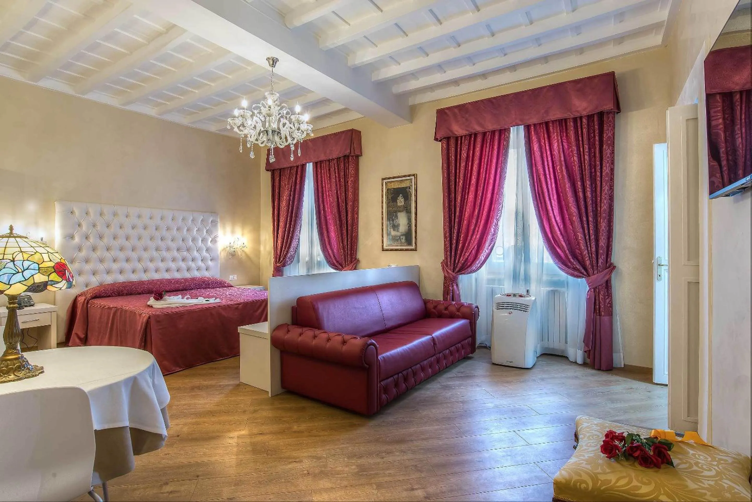 Deluxe Double Room in Trevi Rome Suite