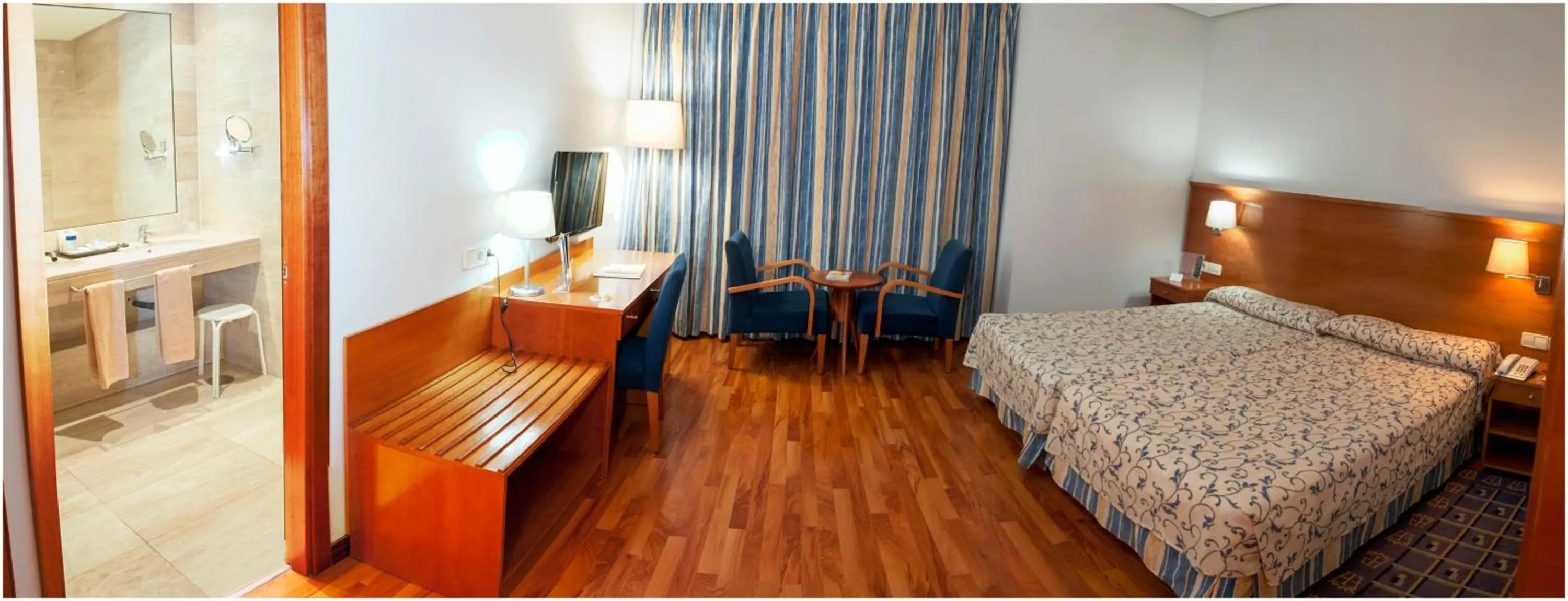 Family Room in Extremadura Hotel