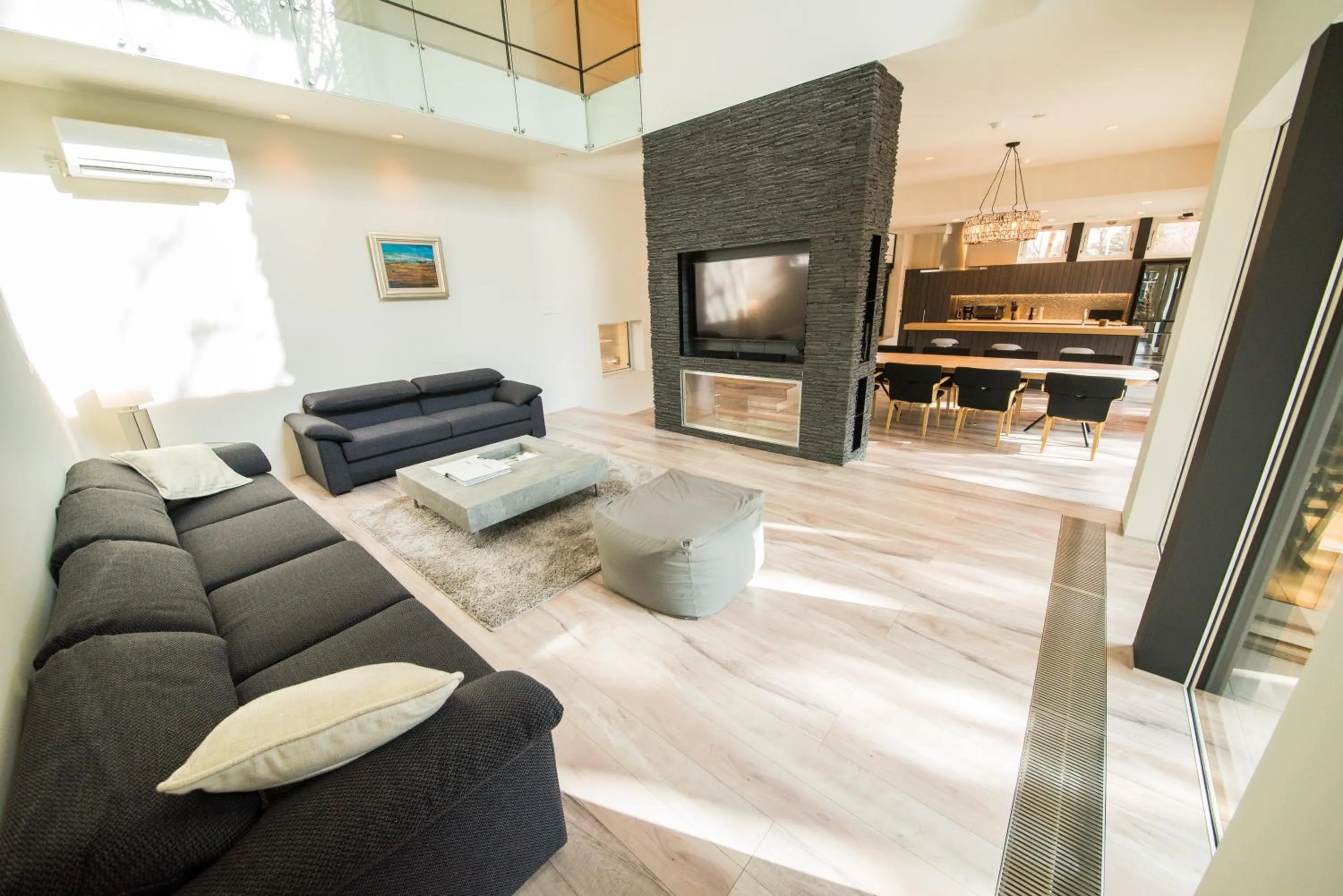 Three-Bedroom House in La Cachette