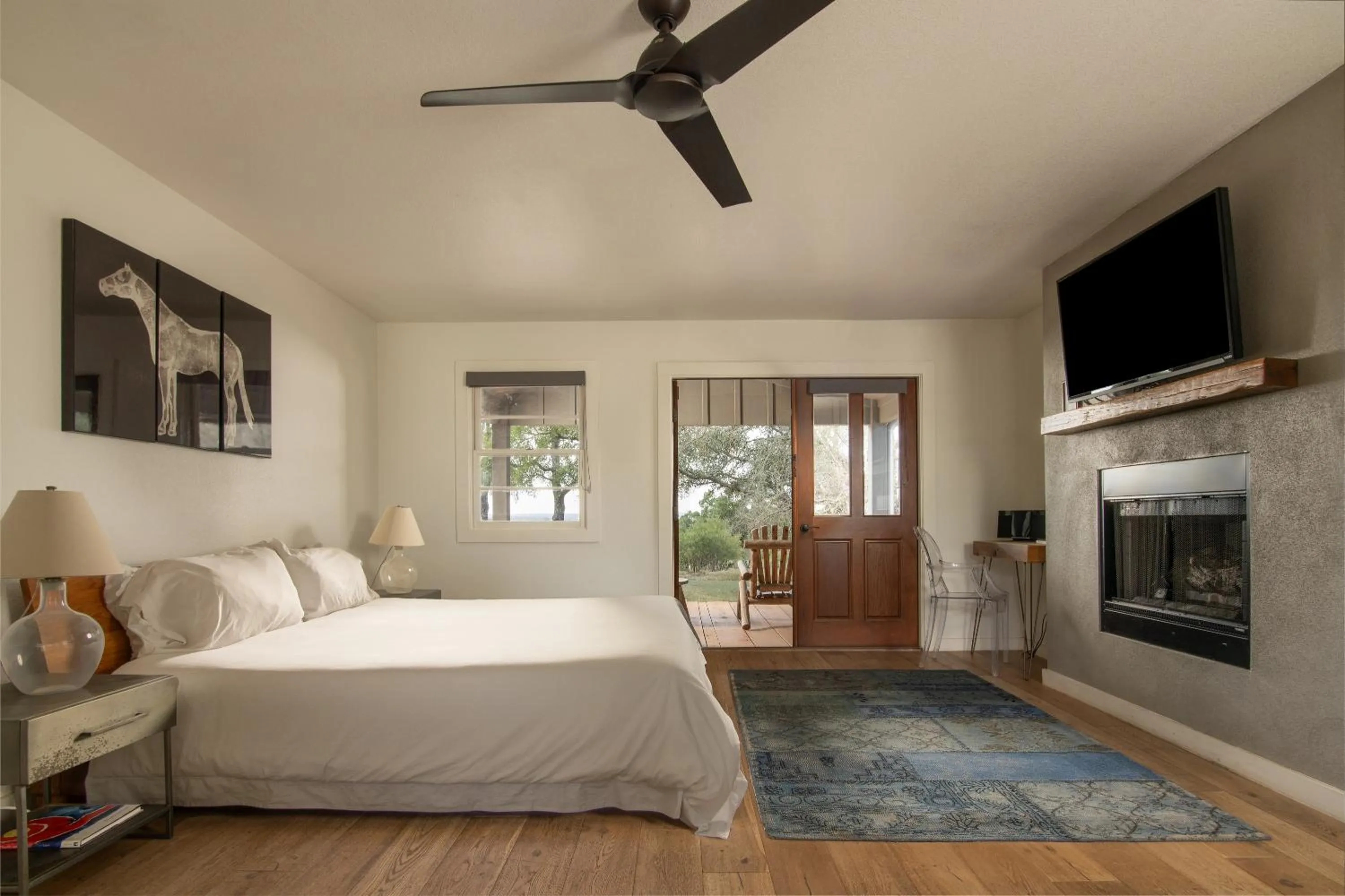 King Studio - Mountain Laurel Cottage in Sage Hill Inn & Spa