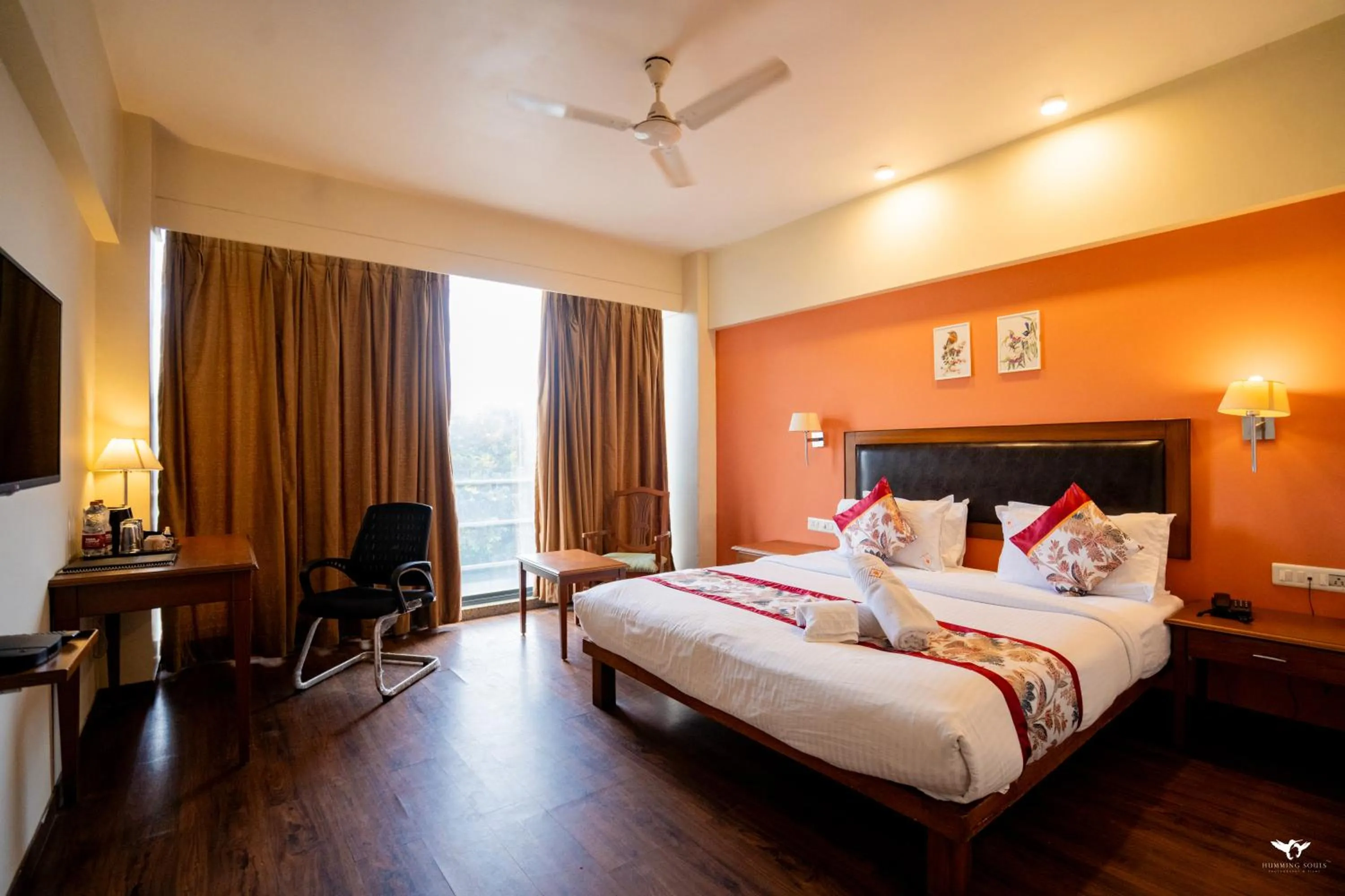 Queen Room - single occupancy in Krishna Inn - Royal Hotels