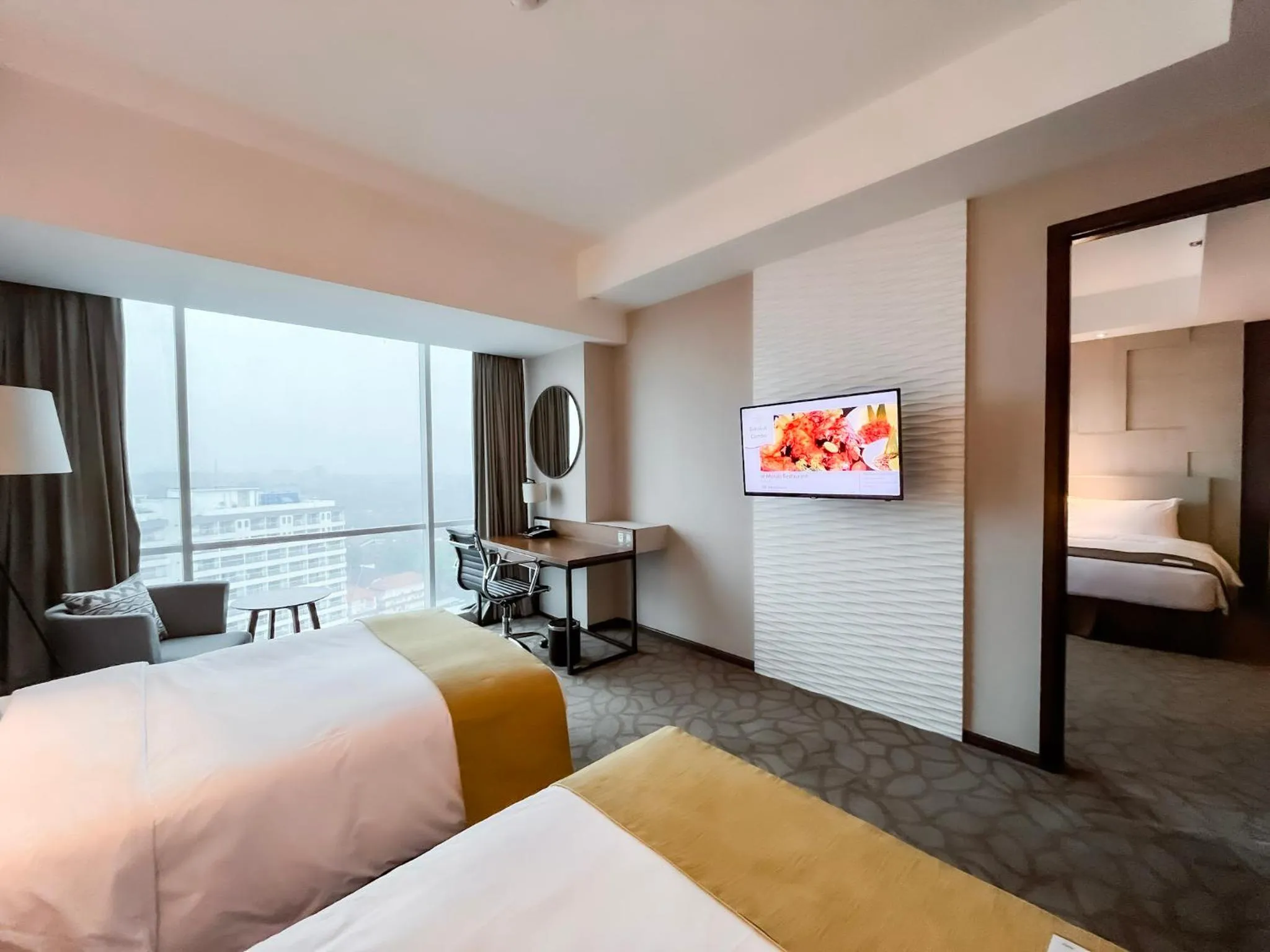 Premium Family Room in Crowne Plaza Bandung by IHG