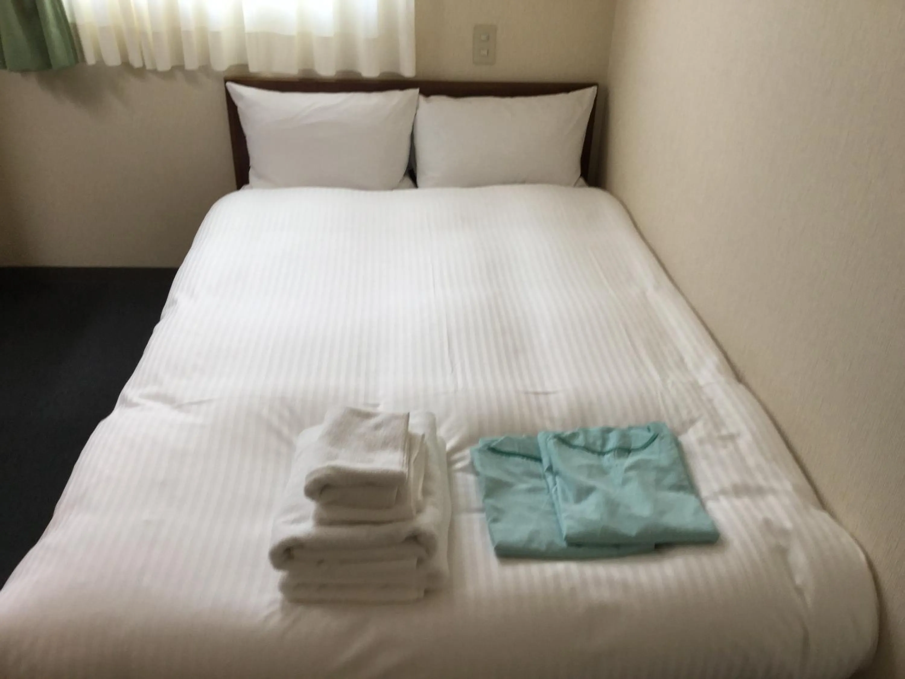 Minimum Stay Offer - Double Room with Small Double Bed - Smoking in Hotel Green Palace