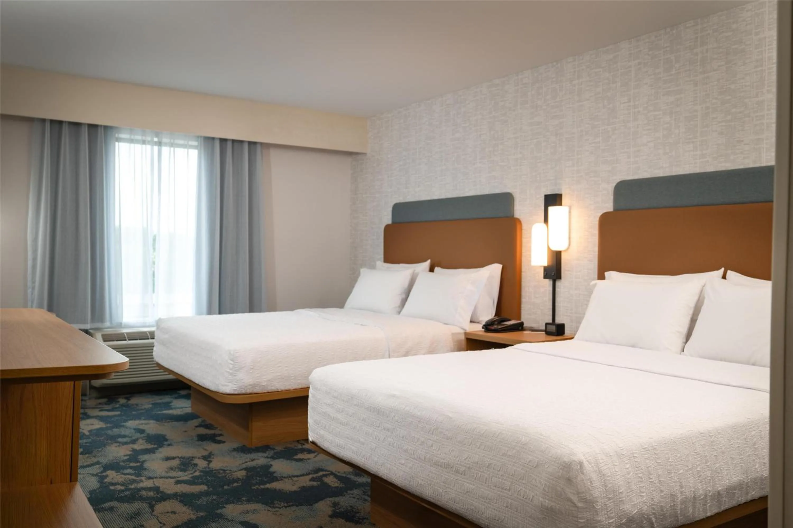 Queen Room with Two Queen Beds (4 Adults) in Hampton Inn and Suites La Crosse Downtown