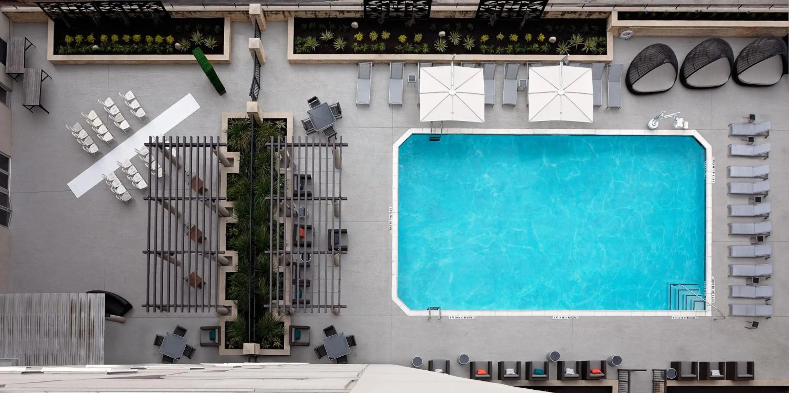 Standard King Room with Pool View in Hotel Indigo Austin Downtown - University by IHG