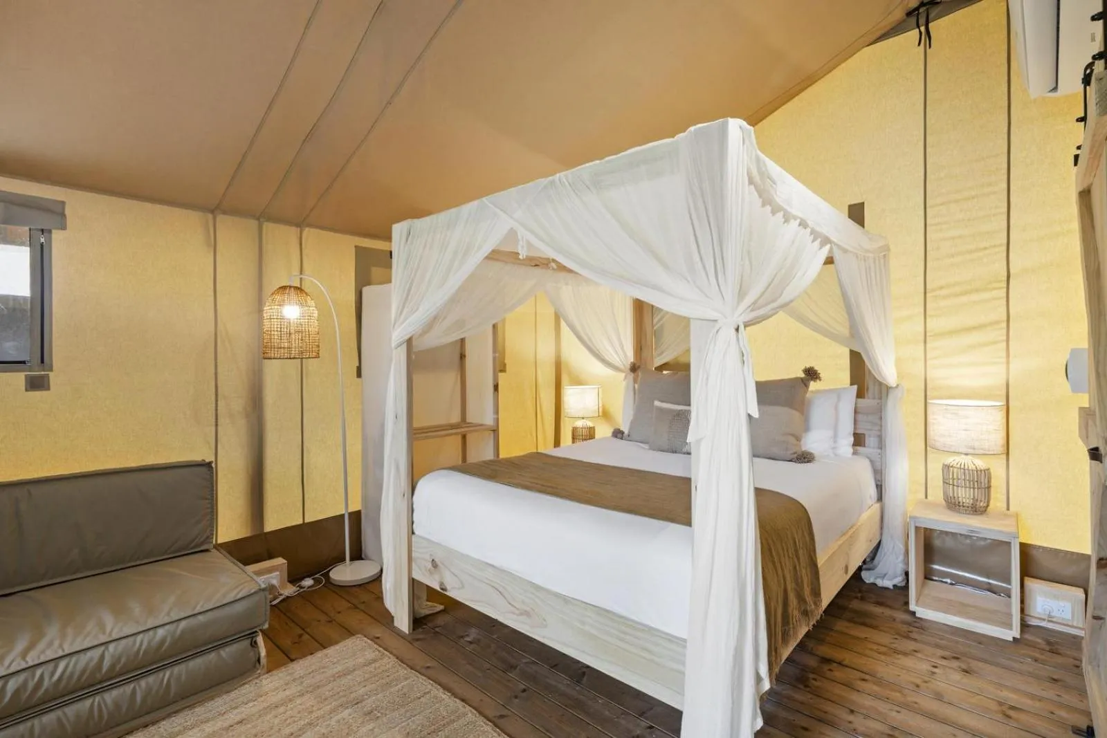 Studio Safari Tent in Ingenia Holidays Byron Bay