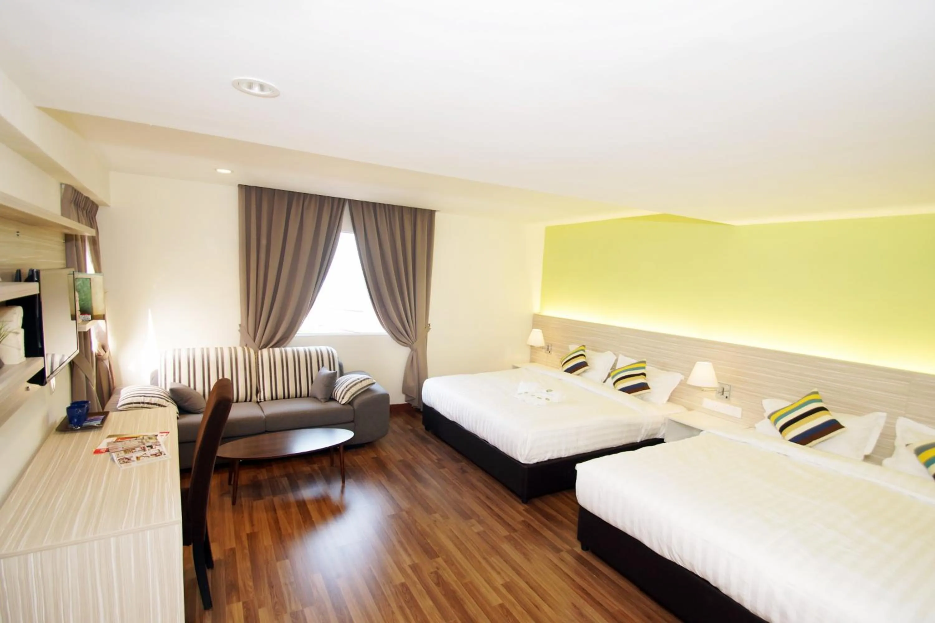 Premier Family Suite with View in Good Luck Inn